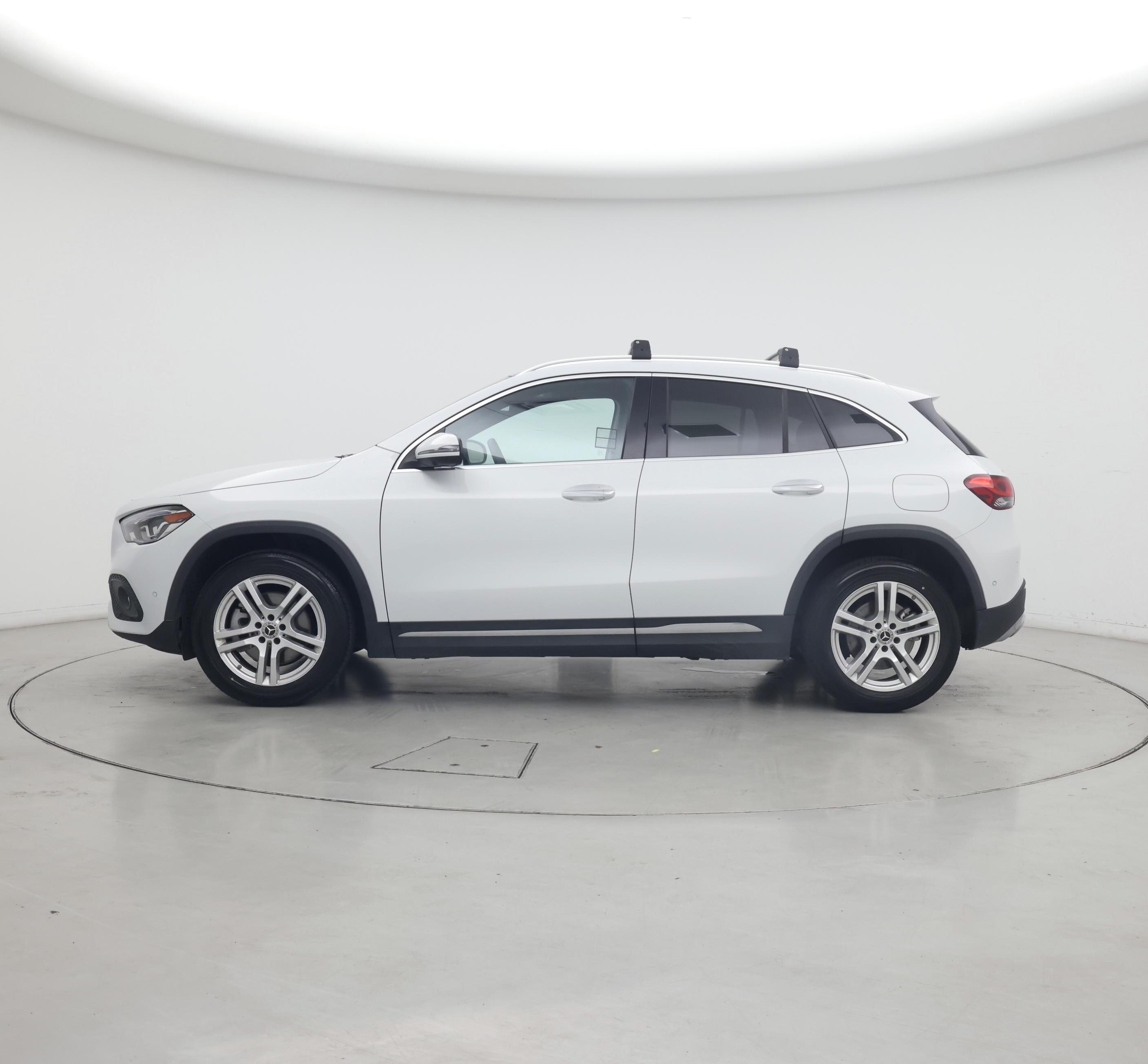 Thumbnail: 2021 Mercedes-Benz GLA - 3