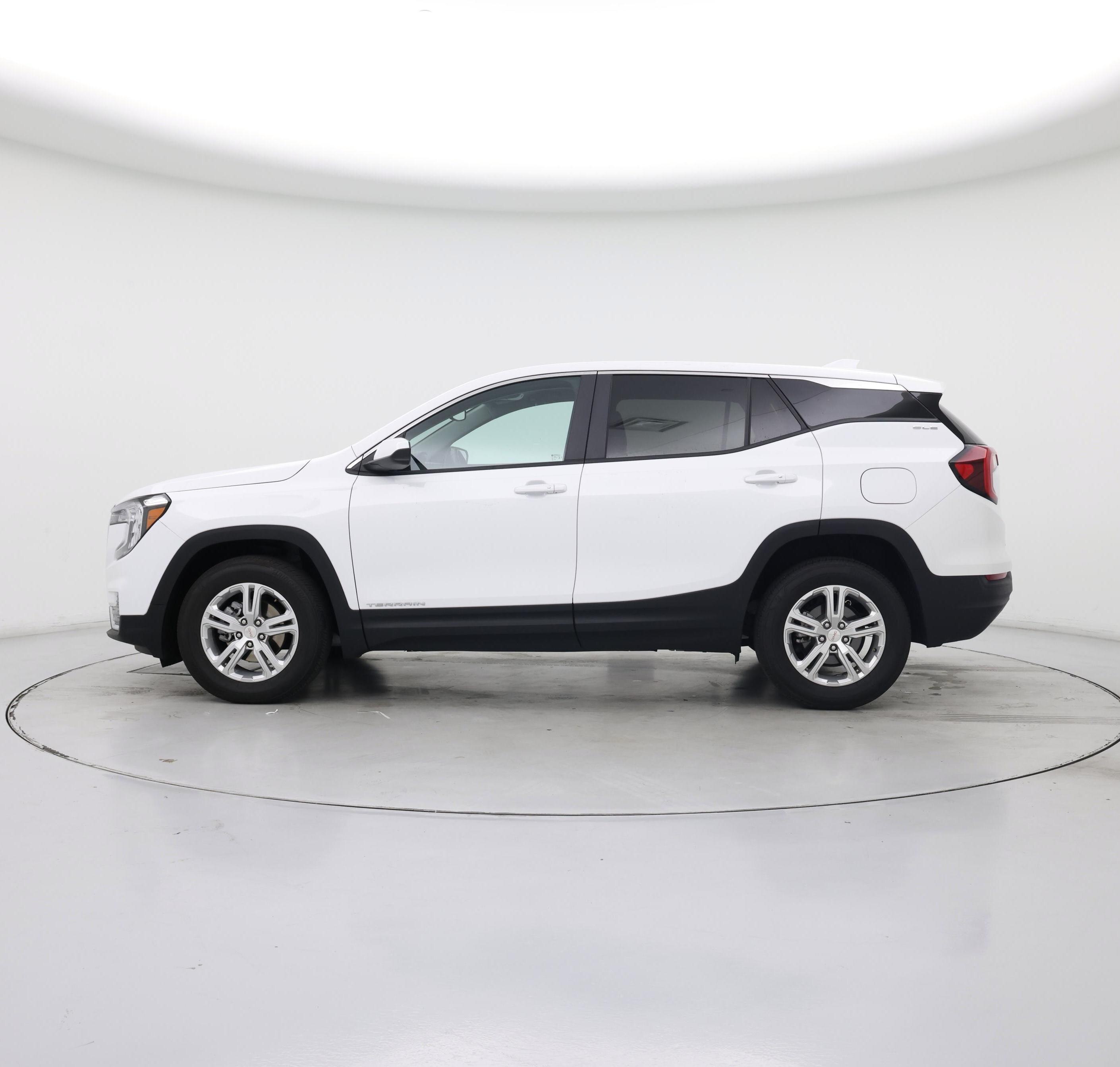 Thumbnail: 2024 GMC Terrain - 3