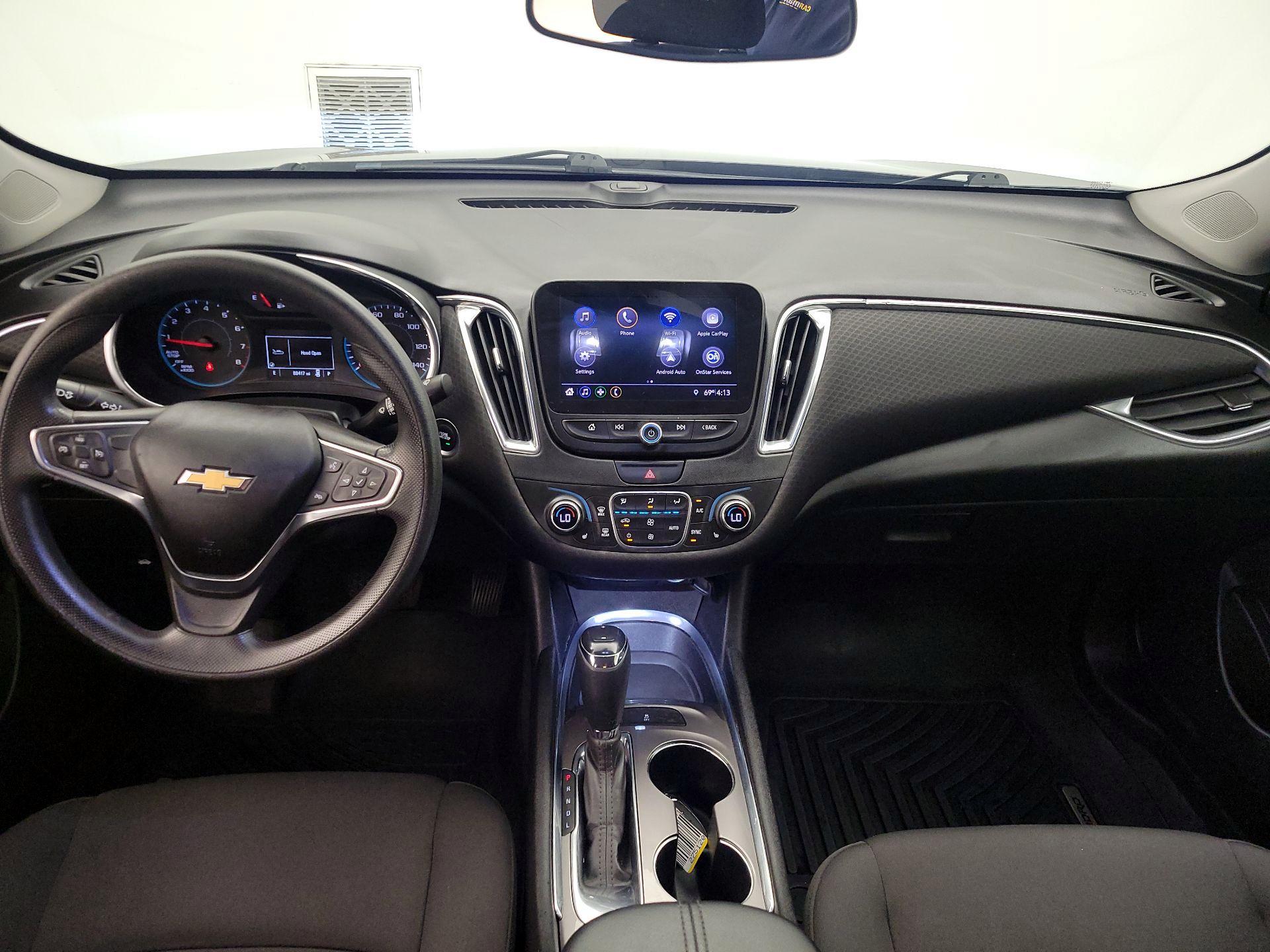 Thumbnail: 2019 Chevrolet Malibu - 9