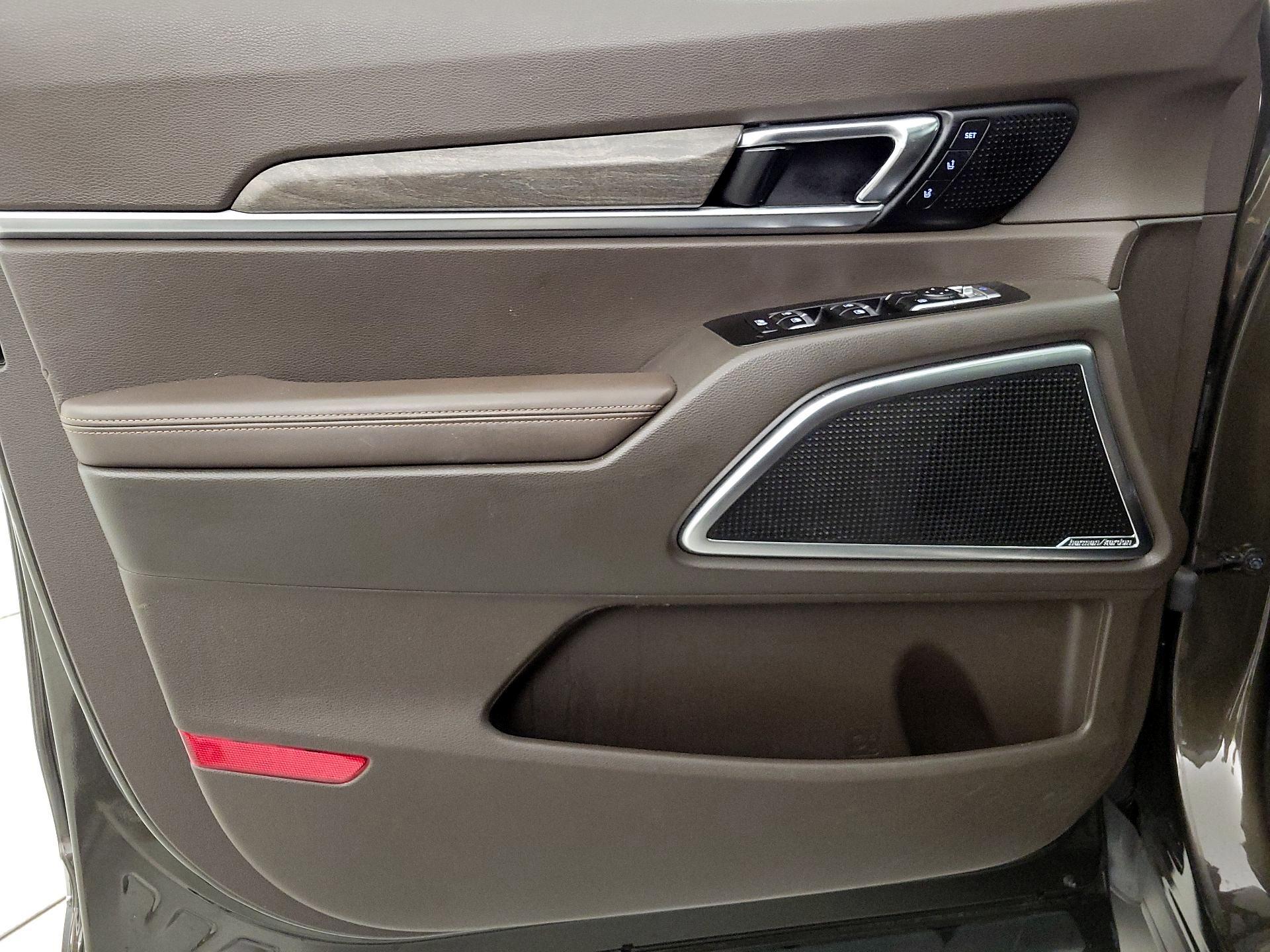 Thumbnail: 2021 Kia Telluride - 12