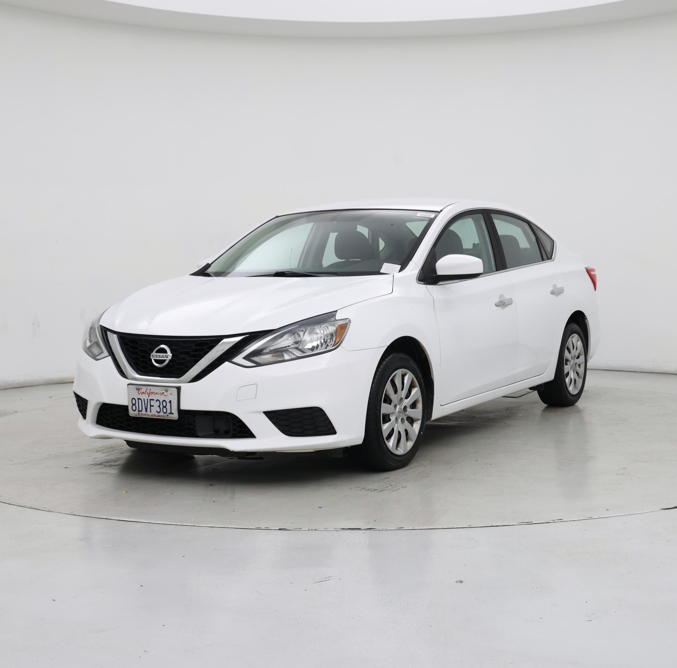 Thumbnail: 2018 Nissan Sentra - 4