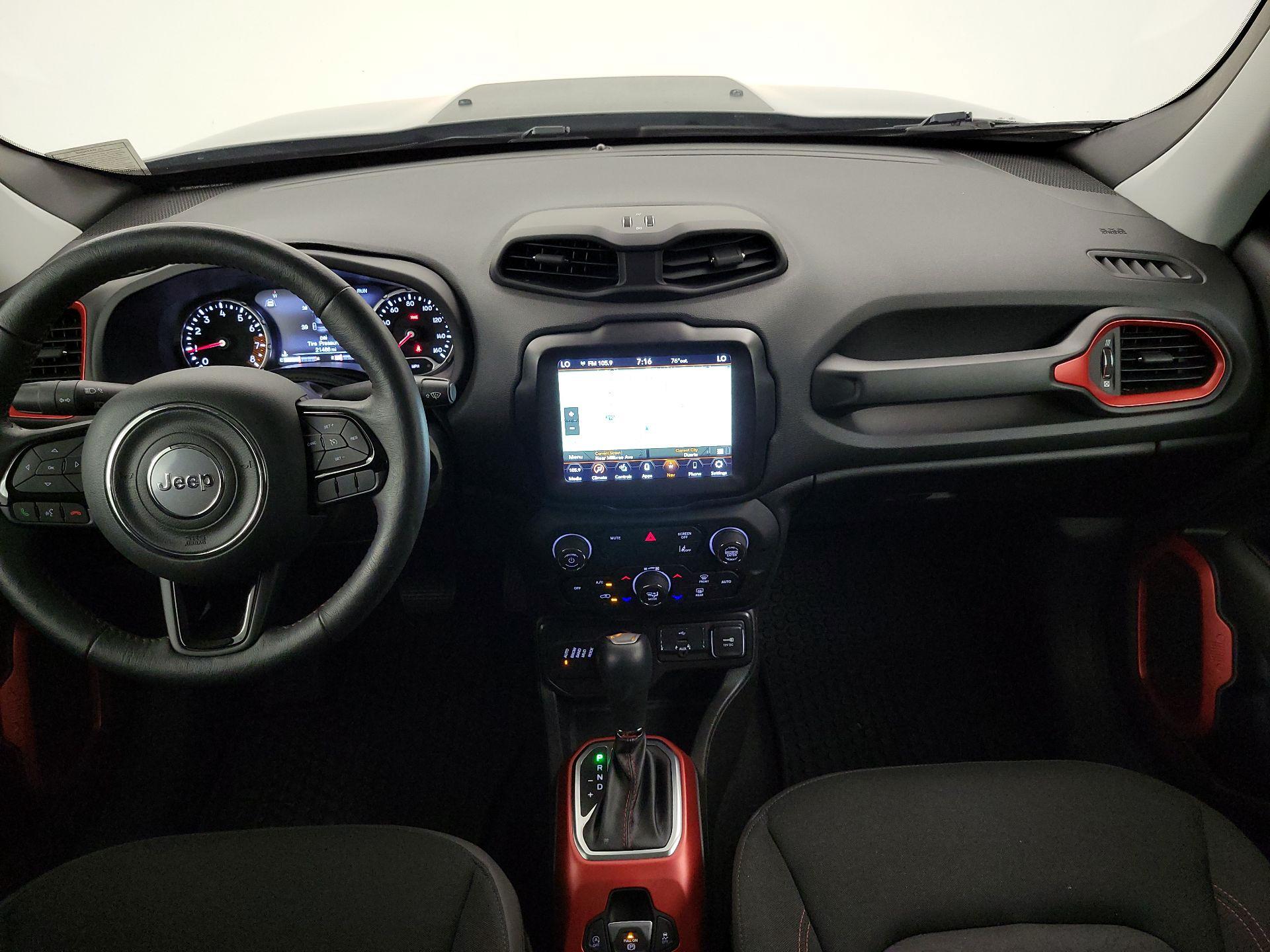 Thumbnail: 2022 Jeep Renegade - 9