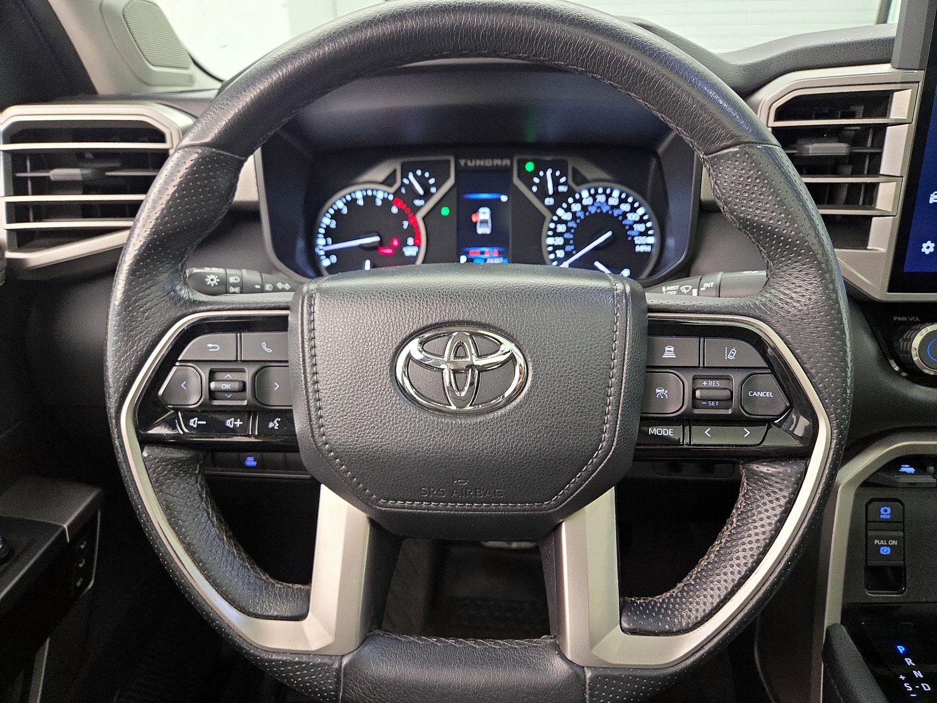 Thumbnail: 2022 Toyota Tundra - 10
