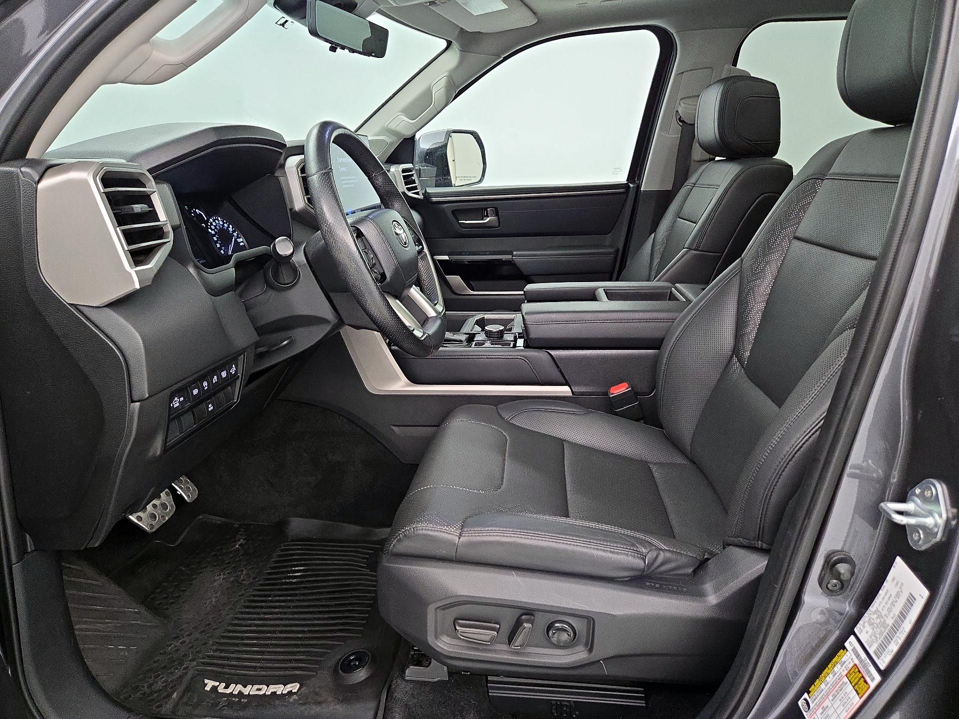 Thumbnail: 2022 Toyota Tundra - 11