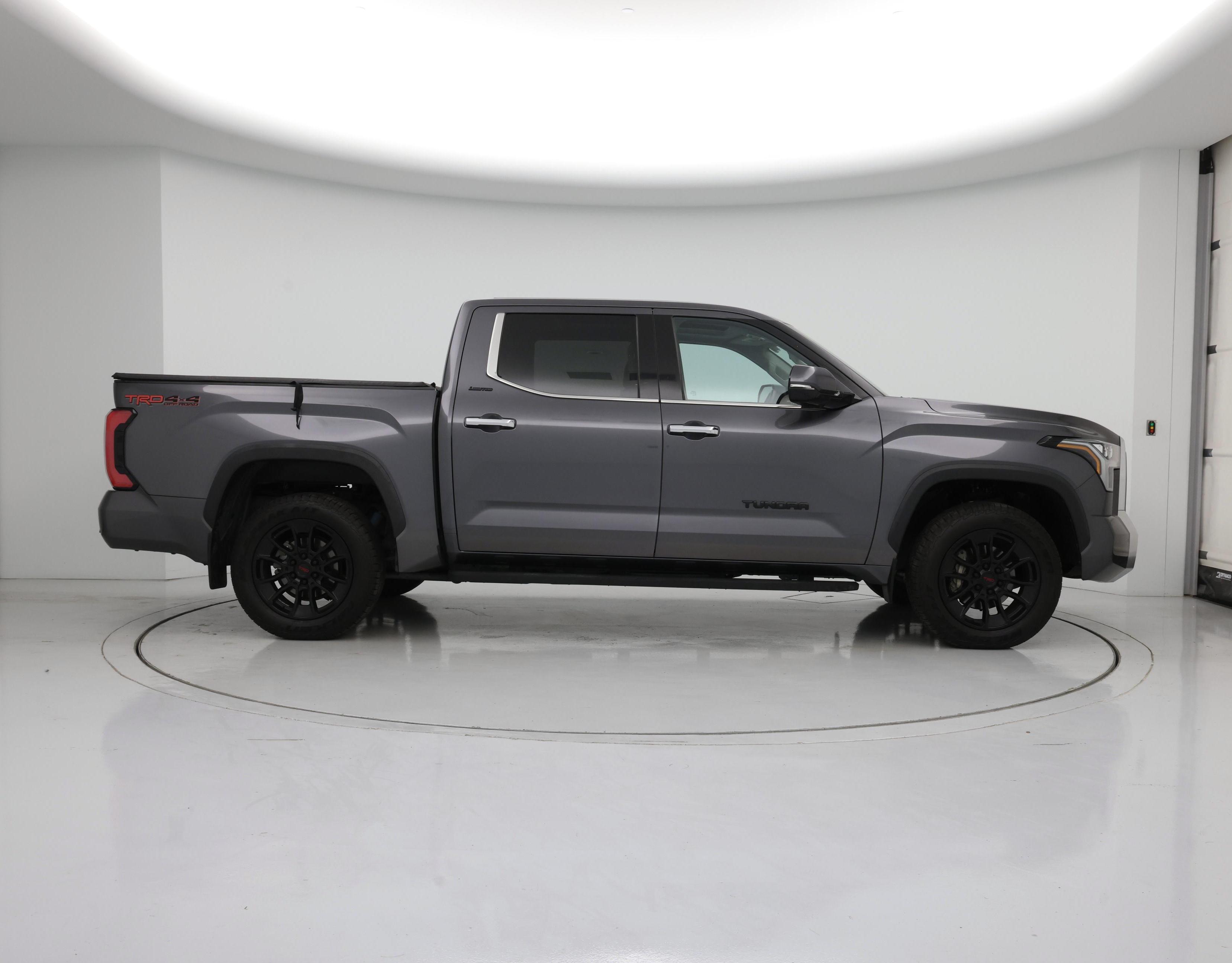 Thumbnail: 2022 Toyota Tundra - 7