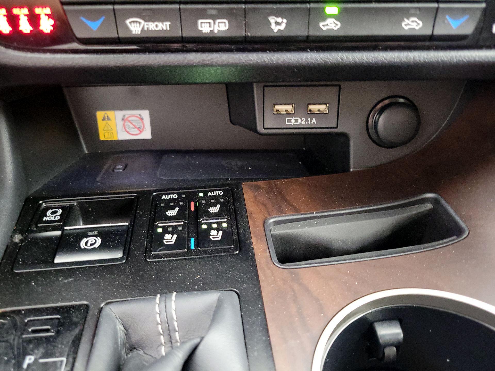 Thumbnail: 2022 Lexus RX - 18