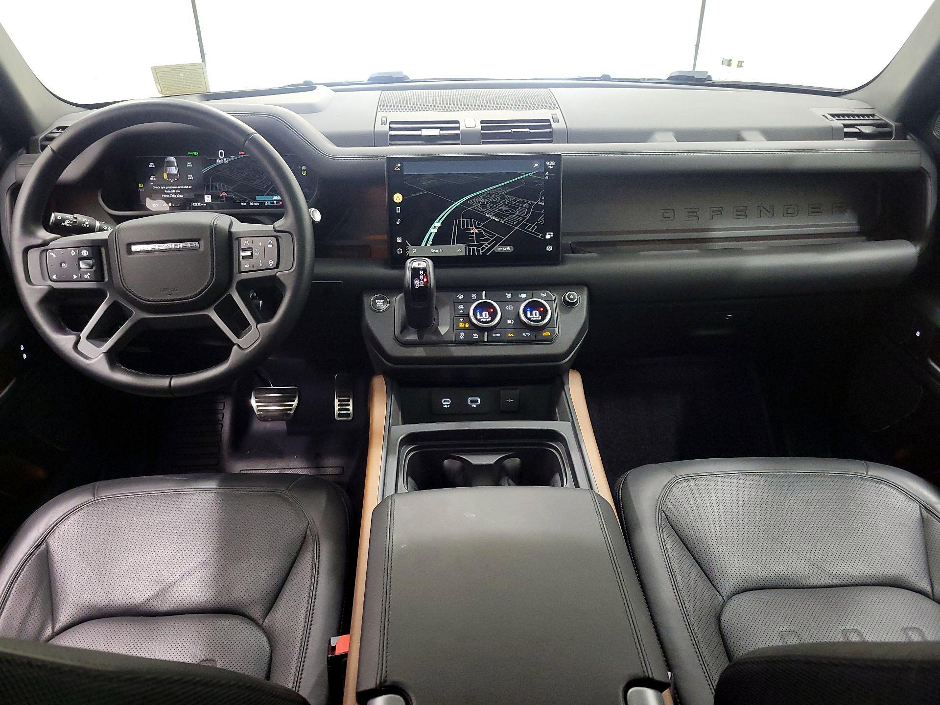 Thumbnail: 2024 Land Rover Defender - 9