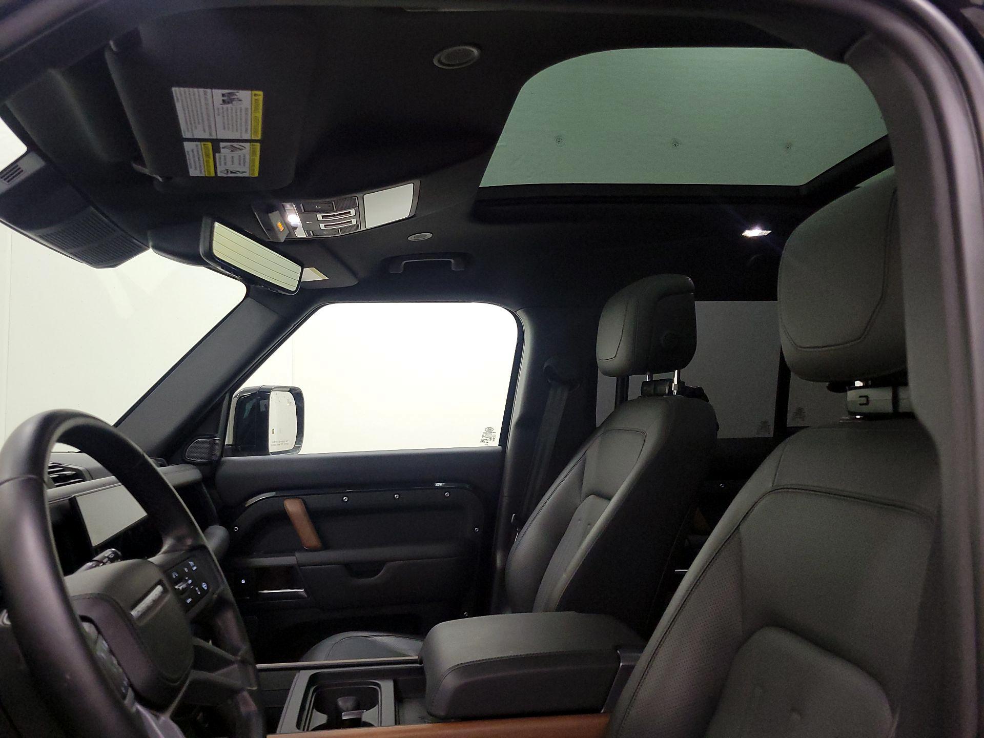 Thumbnail: 2024 Land Rover Defender - 19