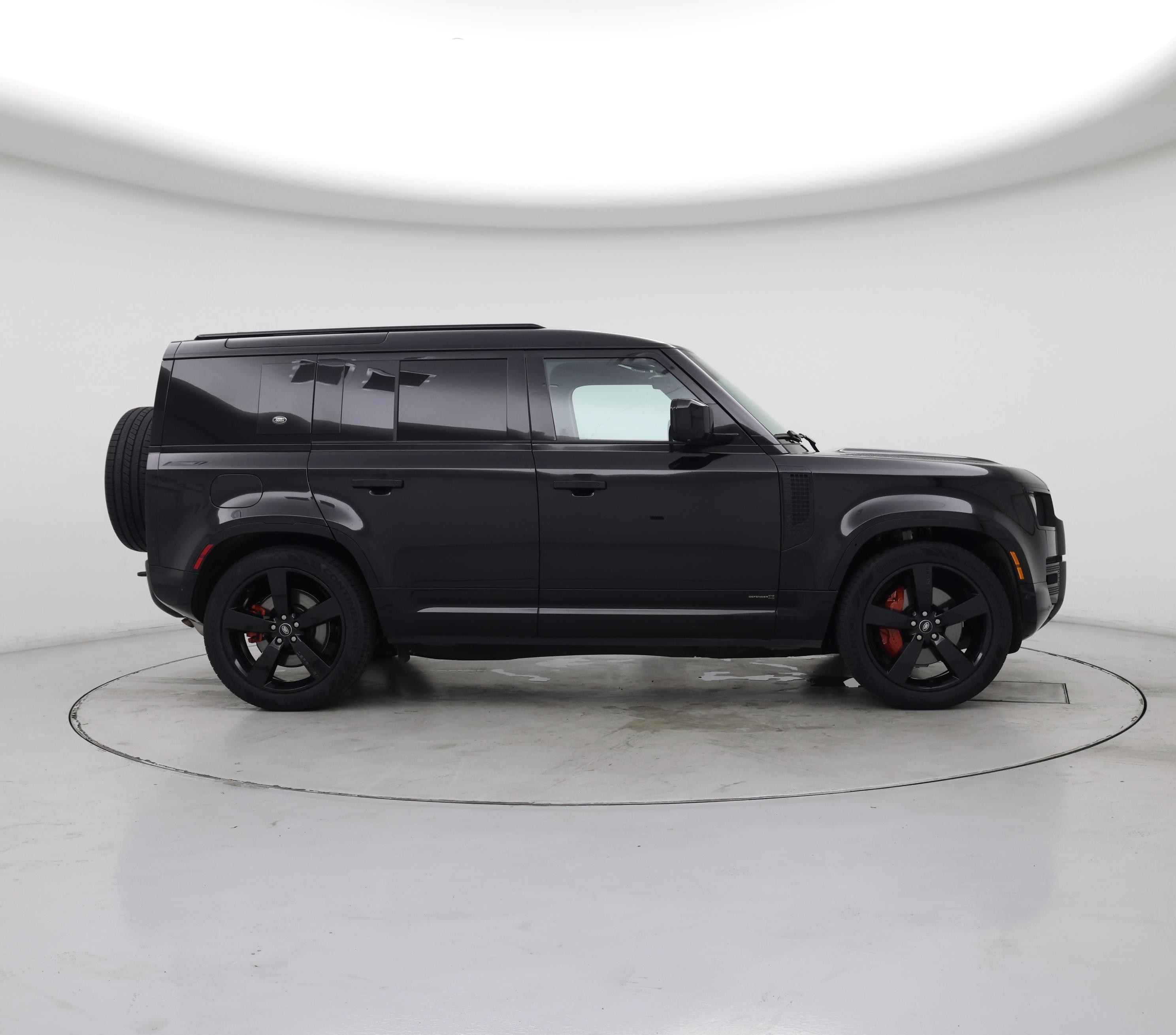 Thumbnail: 2024 Land Rover Defender - 7