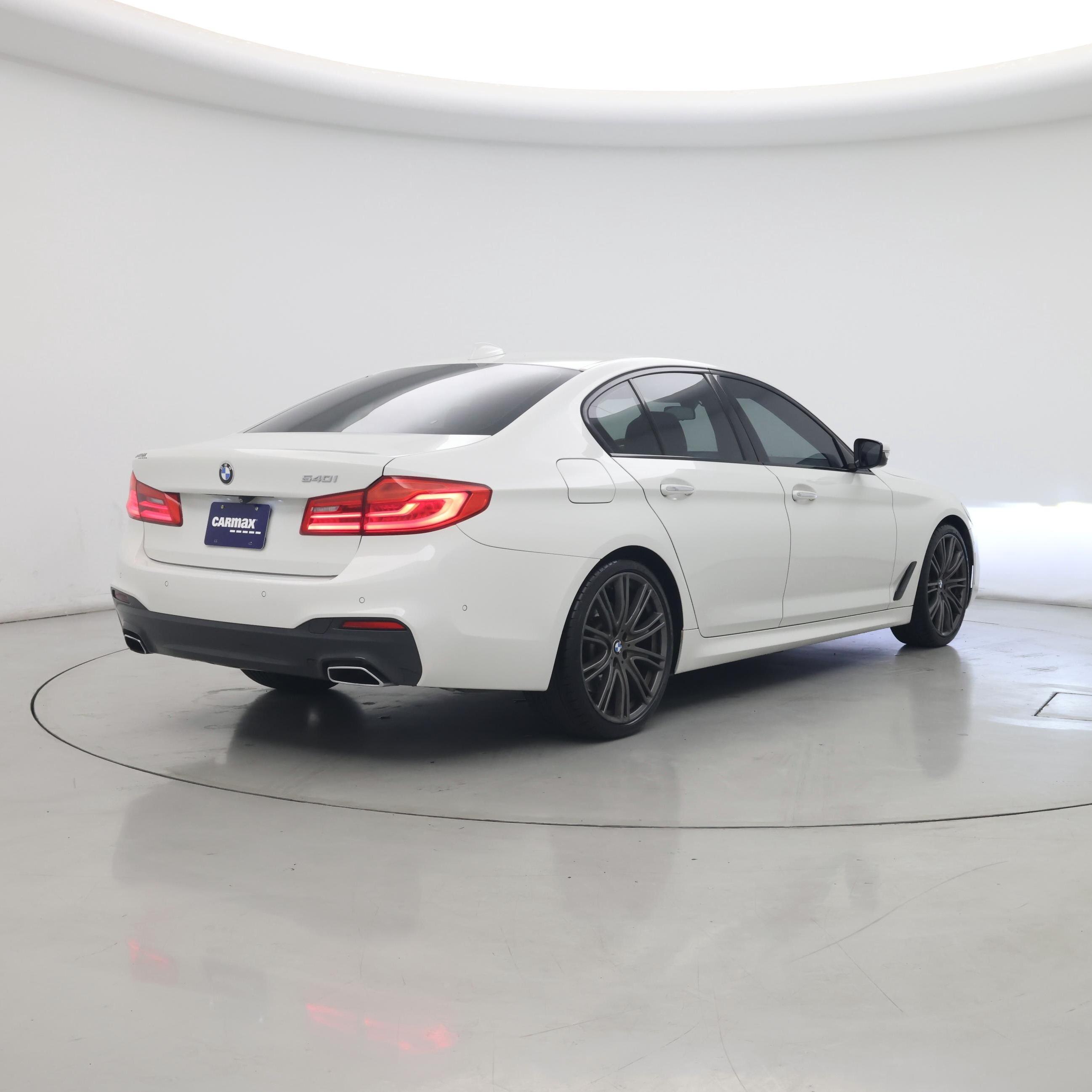 Thumbnail: 2017 BMW 5 Series - 8