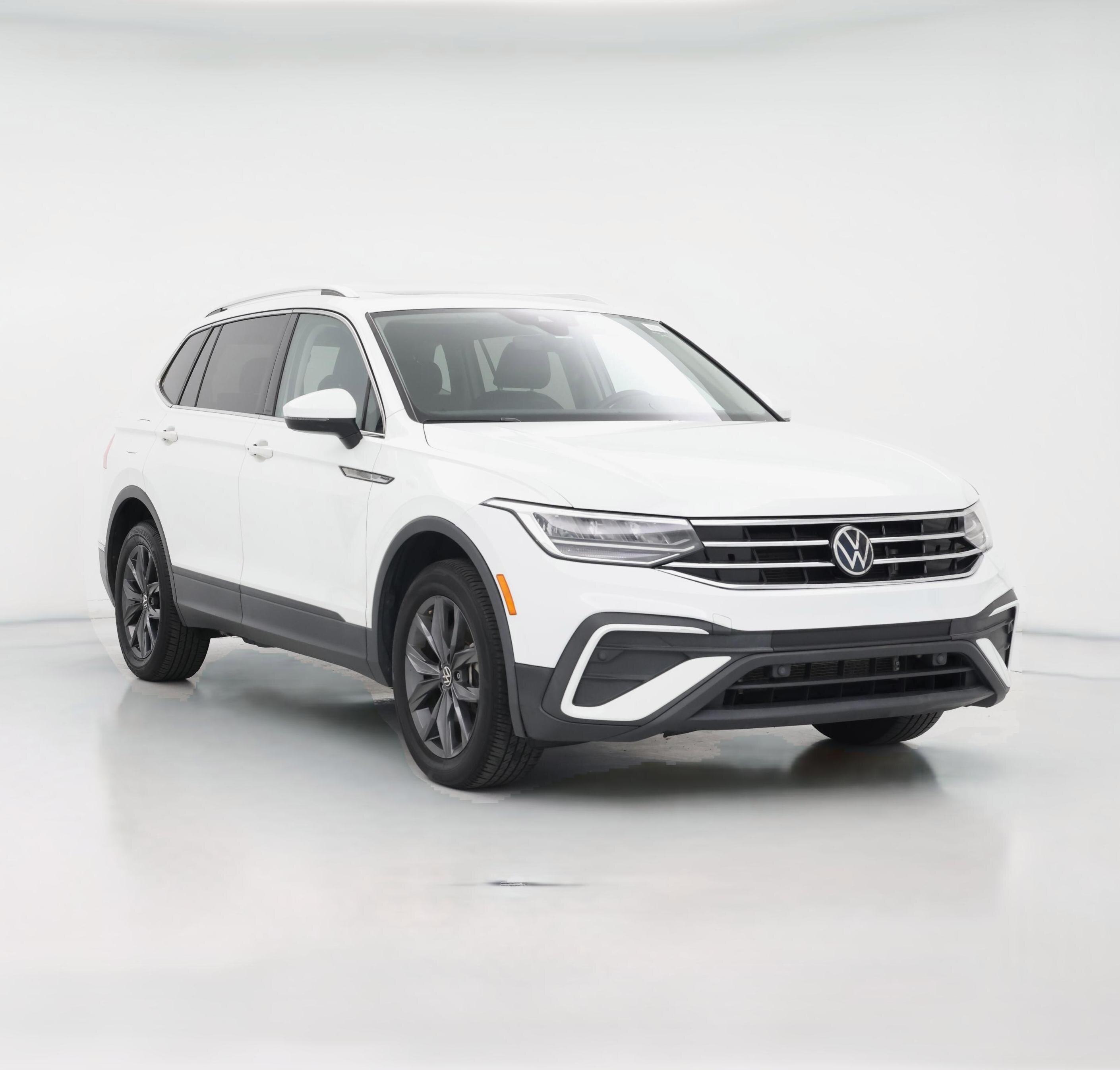 Thumbnail: 2022 Volkswagen Tiguan - 1