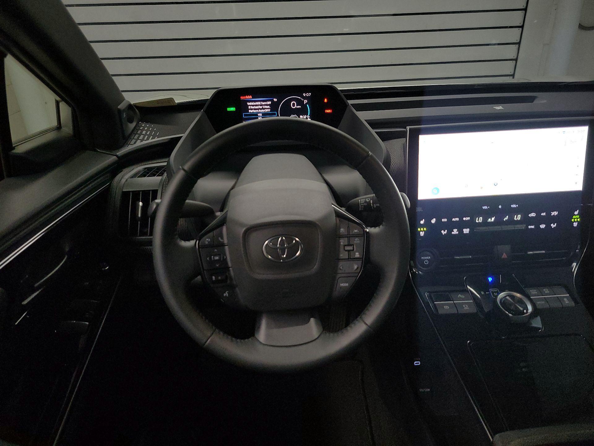 Thumbnail: 2023 Toyota bZ4X - 10