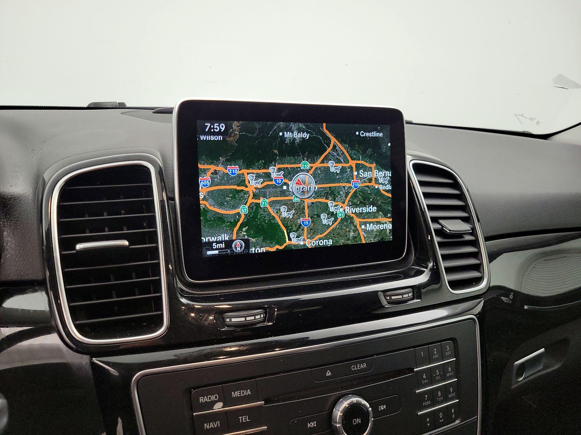 Thumbnail: 2016 Mercedes-Benz GLE - 14