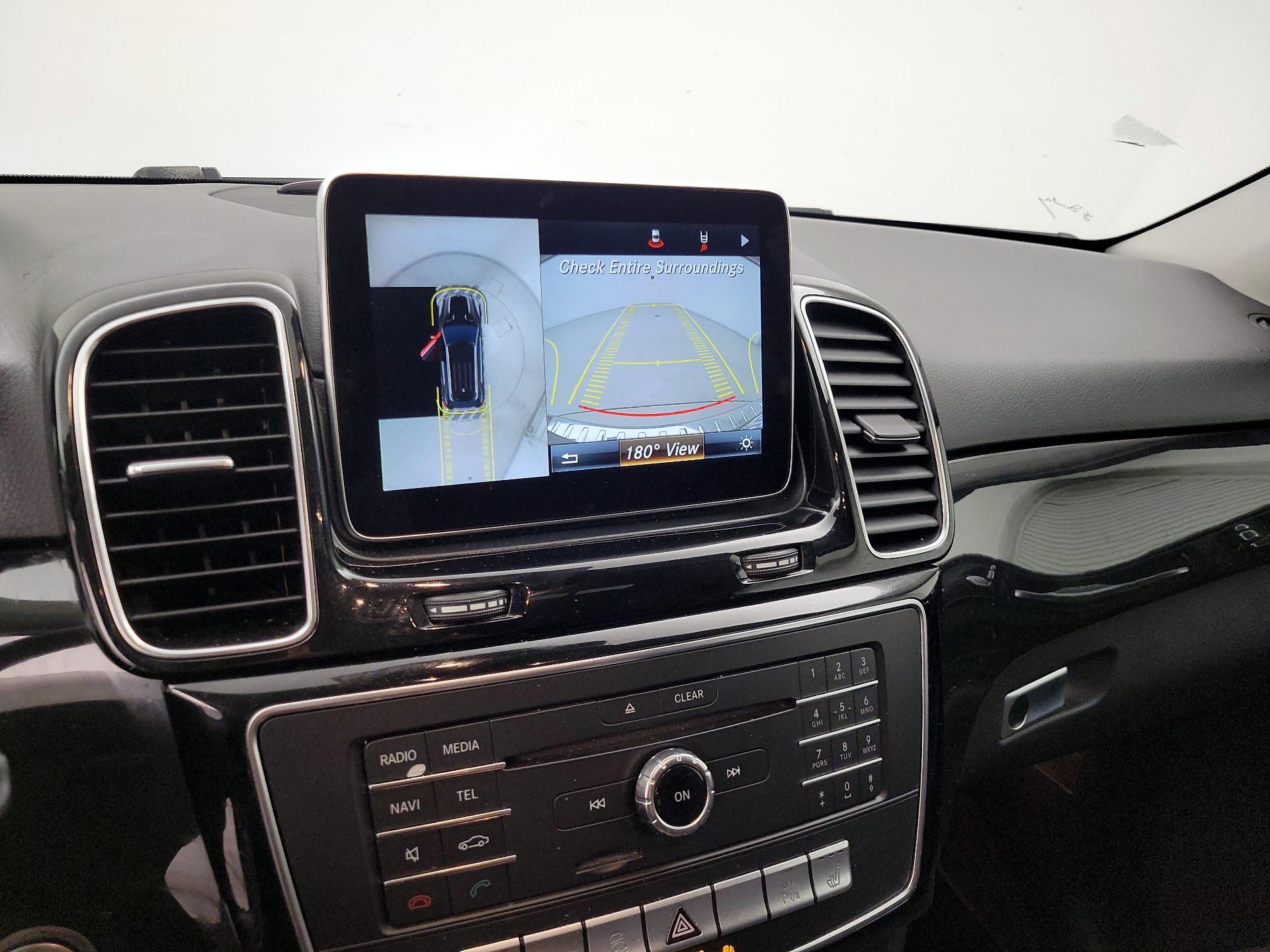 Thumbnail: 2016 Mercedes-Benz GLE - 15