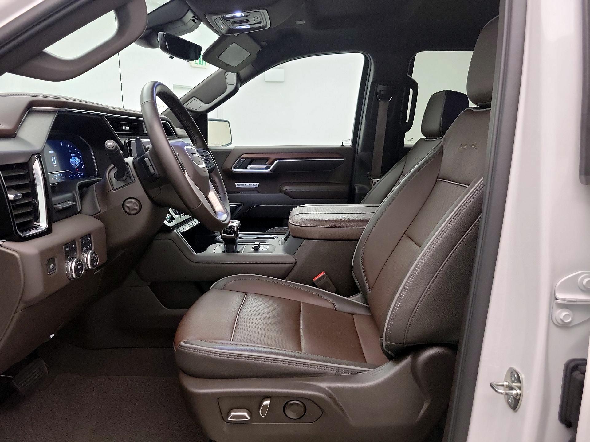 Thumbnail: 2023 GMC Sierra 1500 - 11