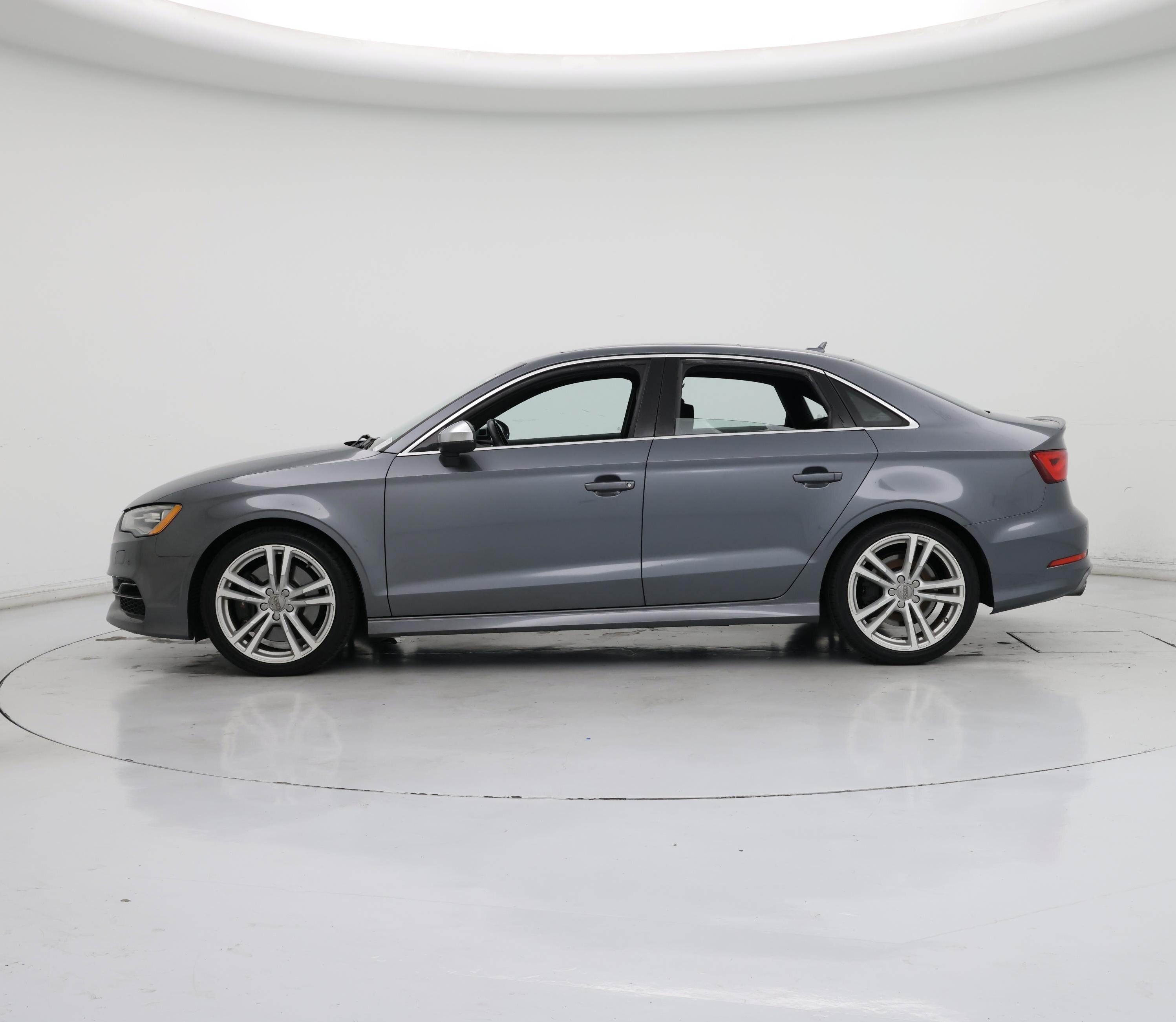 Thumbnail: 2016 Audi S3 - 3