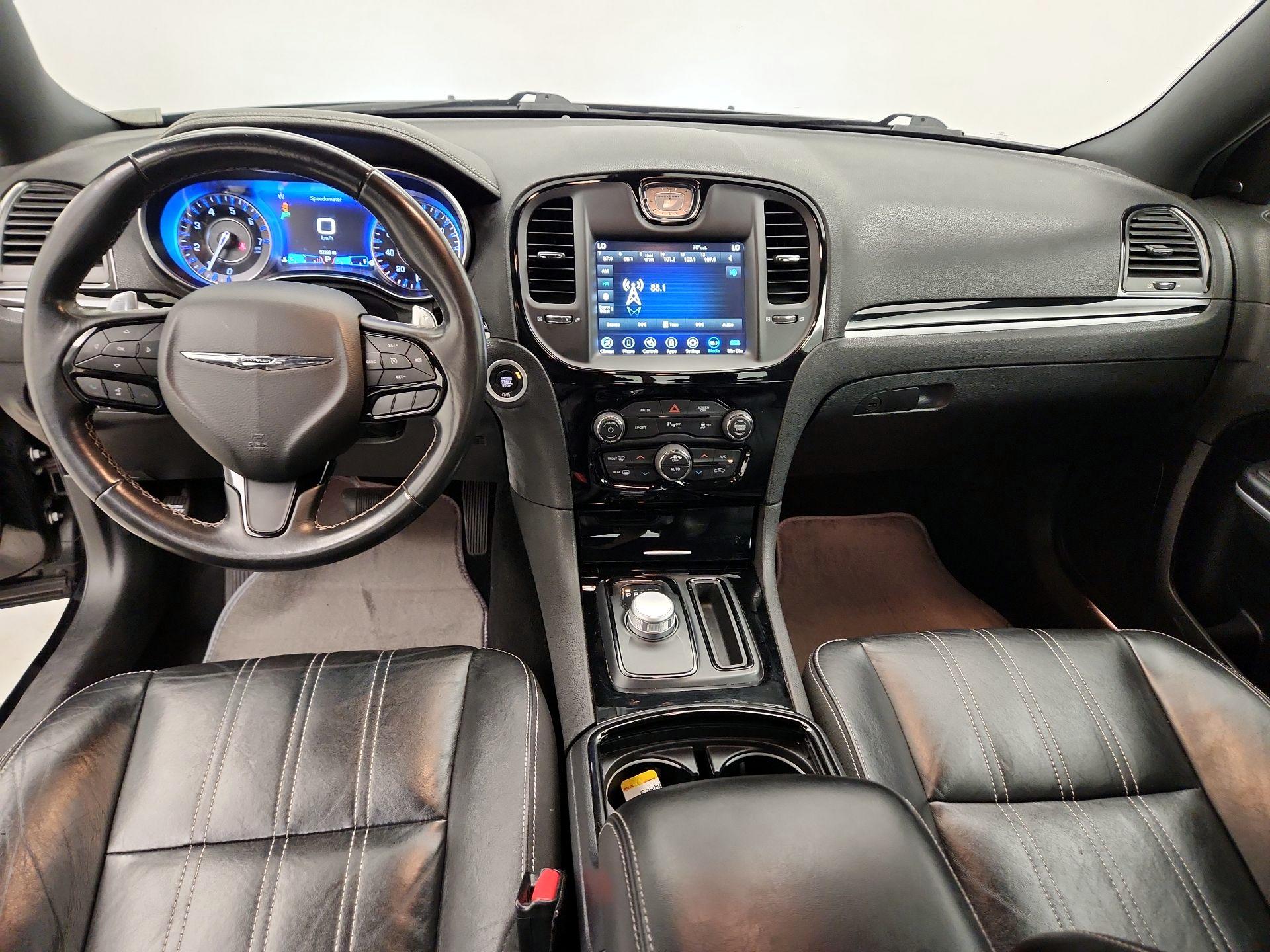 Thumbnail: 2021 Chrysler 300 - 9