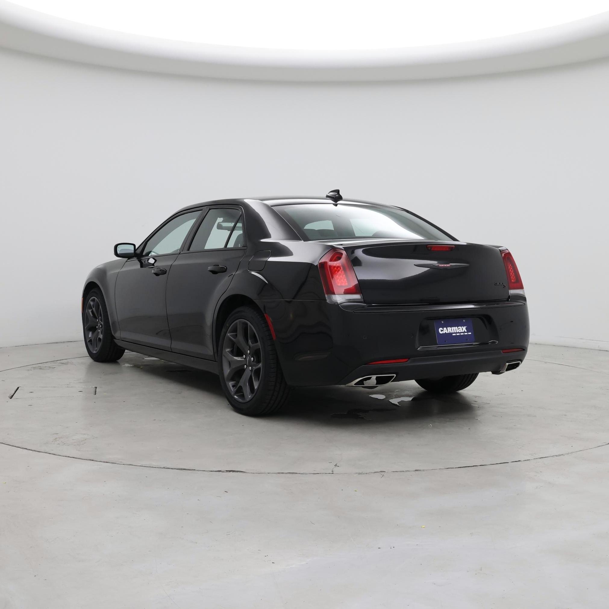 Thumbnail: 2021 Chrysler 300 - 2