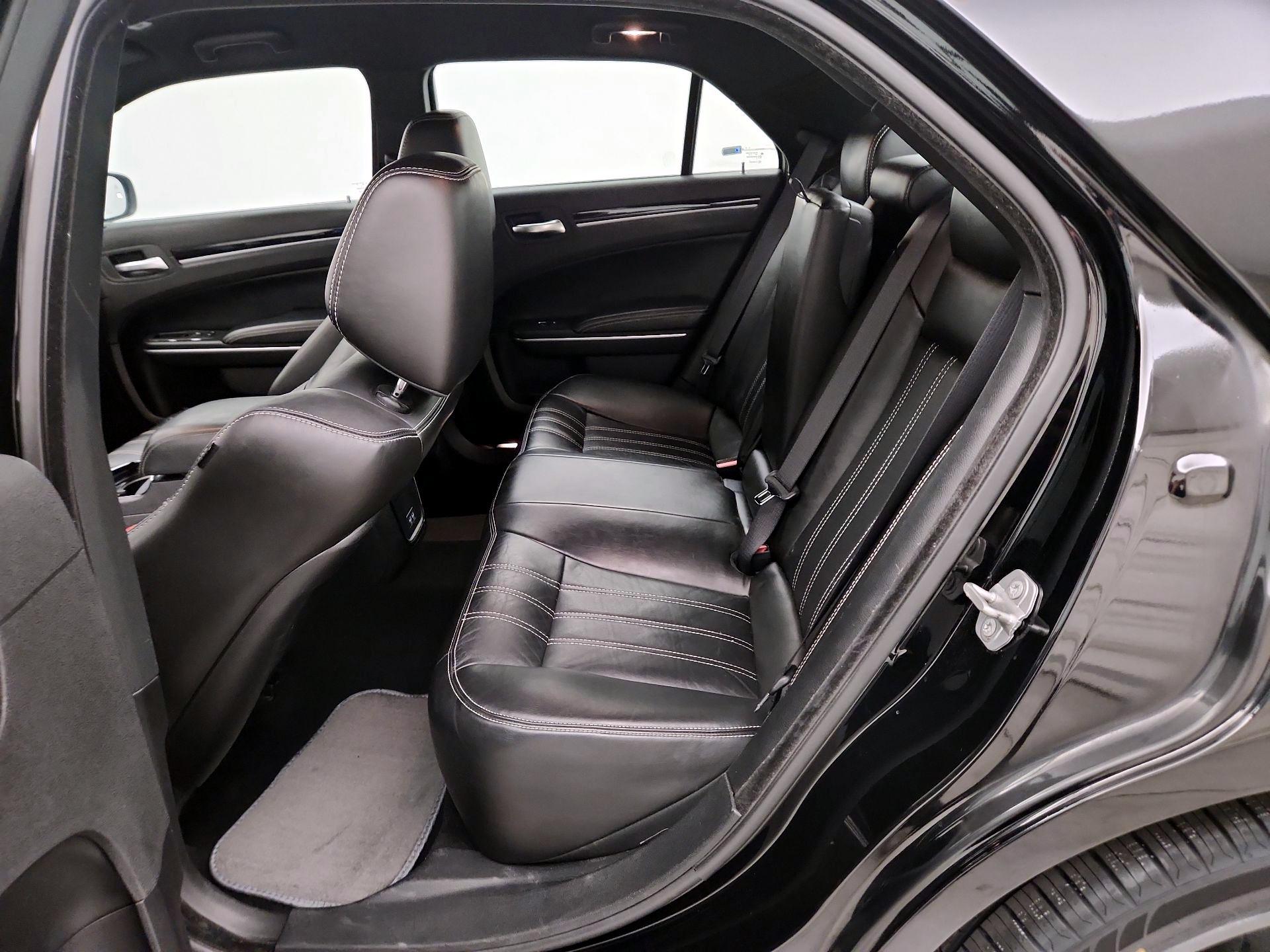 Thumbnail: 2021 Chrysler 300 - 19