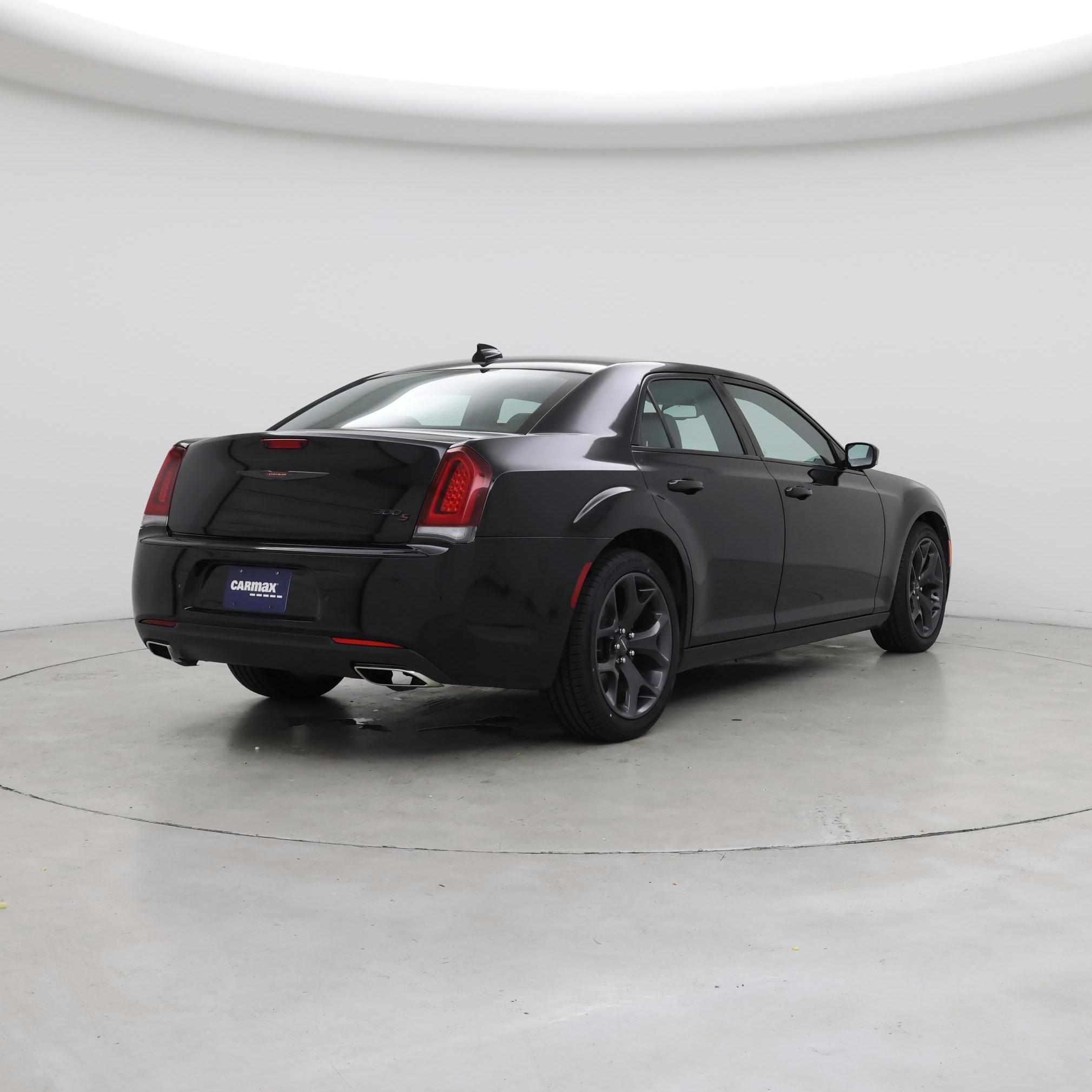 Thumbnail: 2021 Chrysler 300 - 8