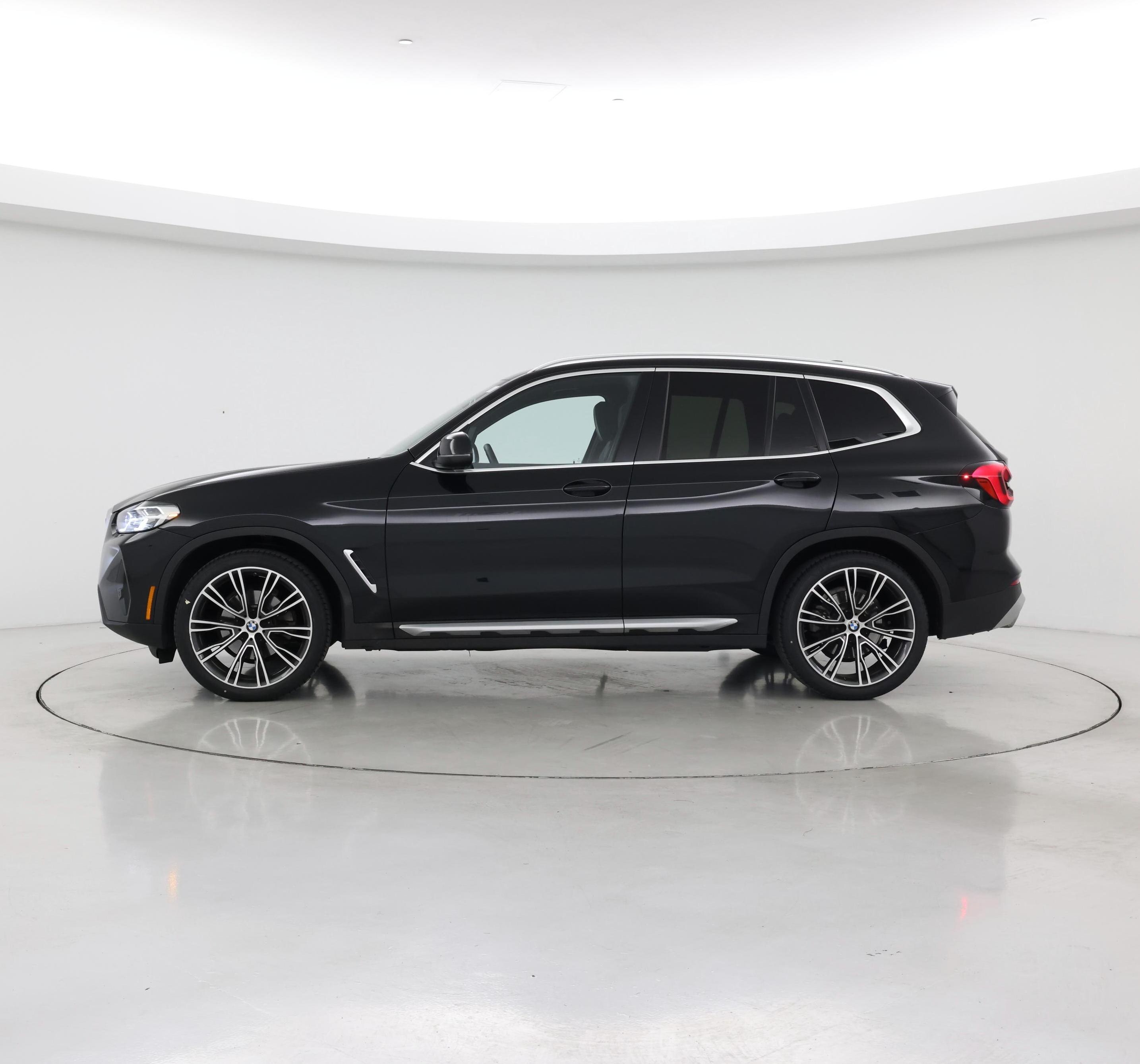 Thumbnail: 2022 BMW X3 - 3