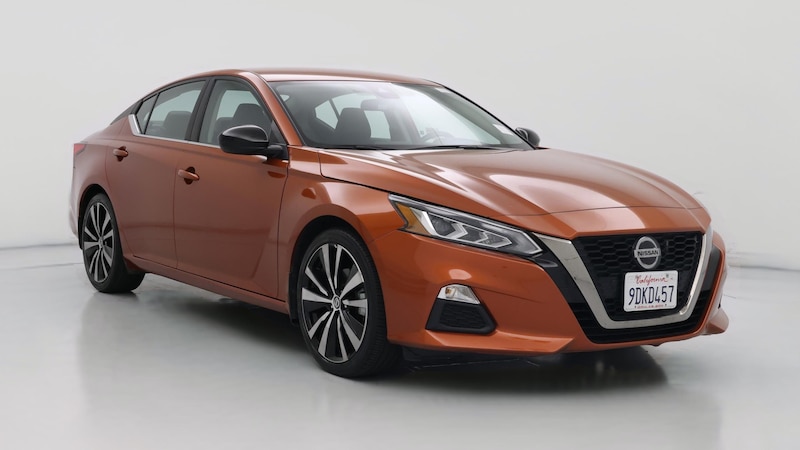 2022 Nissan Altima SR Hero Image