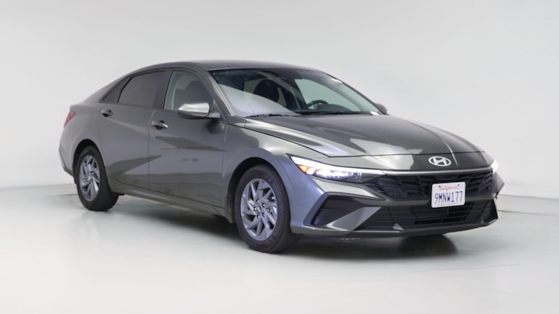 2024 Hyundai Elantra SEL Hero Image