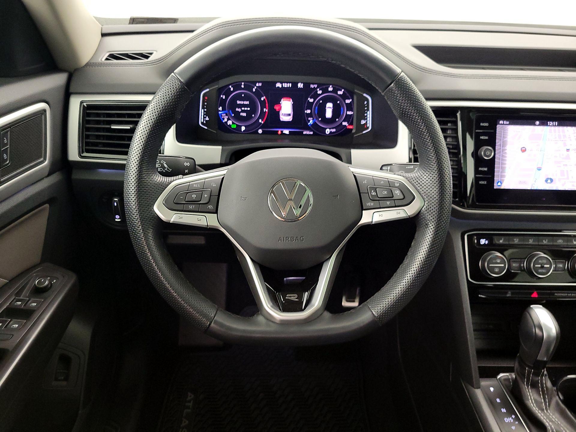 Thumbnail: 2023 Volkswagen Atlas - 10