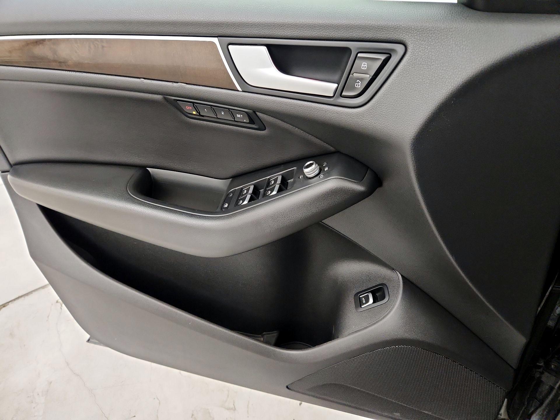 Thumbnail: 2015 Audi Q5 - 12