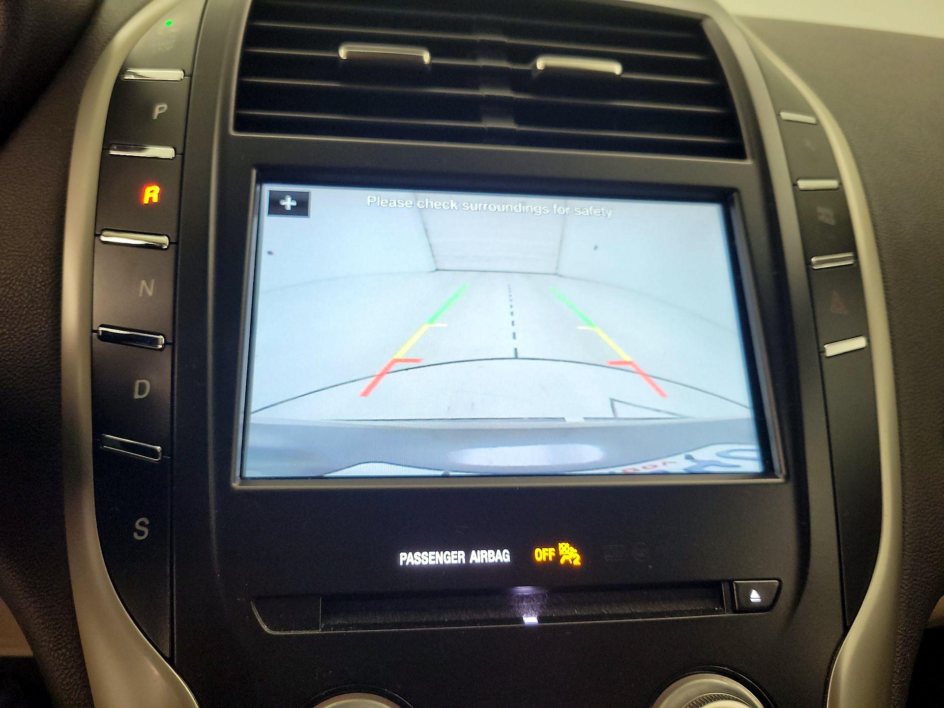 Thumbnail: 2019 Lincoln MKC - 14