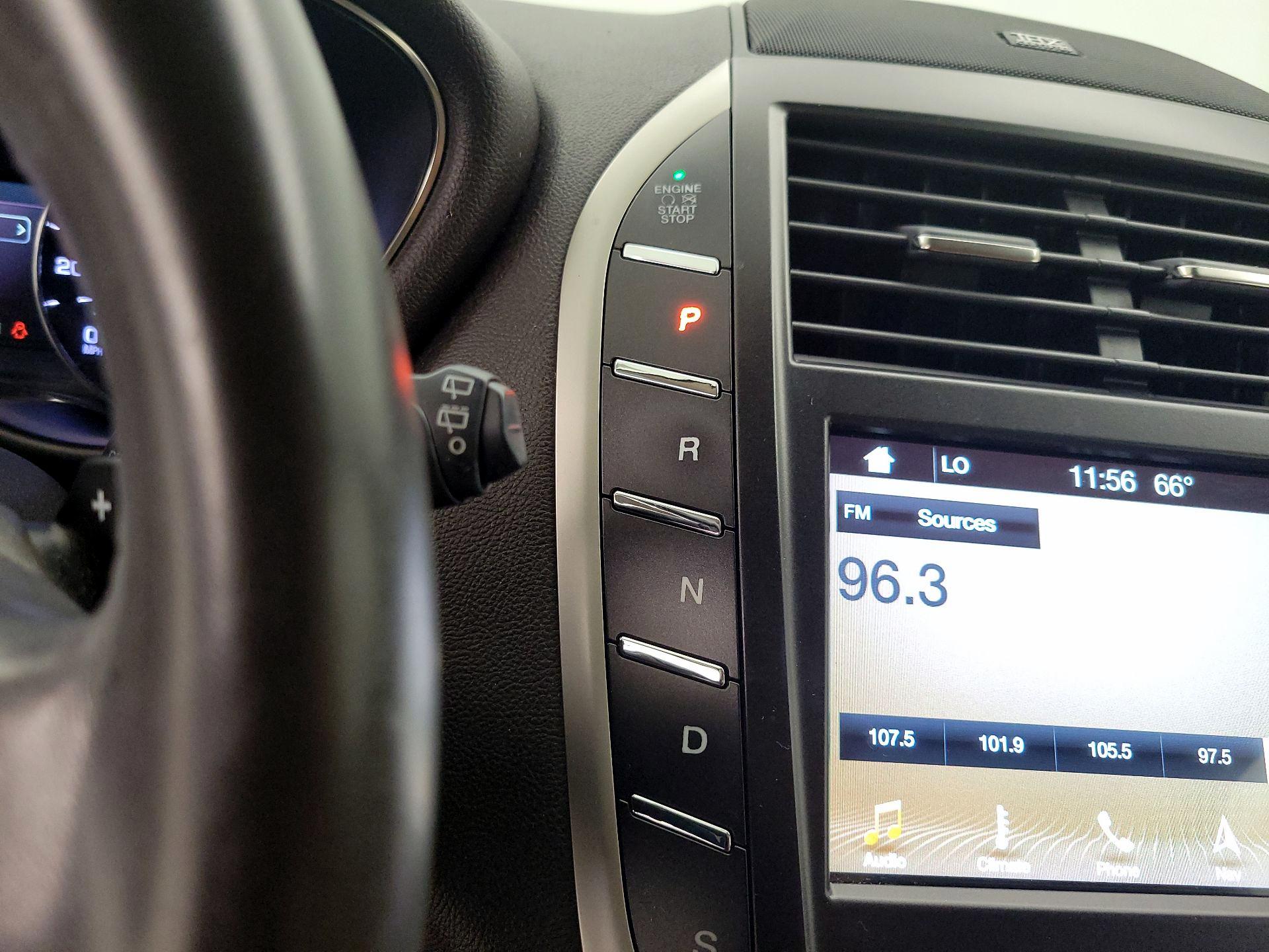 Thumbnail: 2019 Lincoln MKC - 17