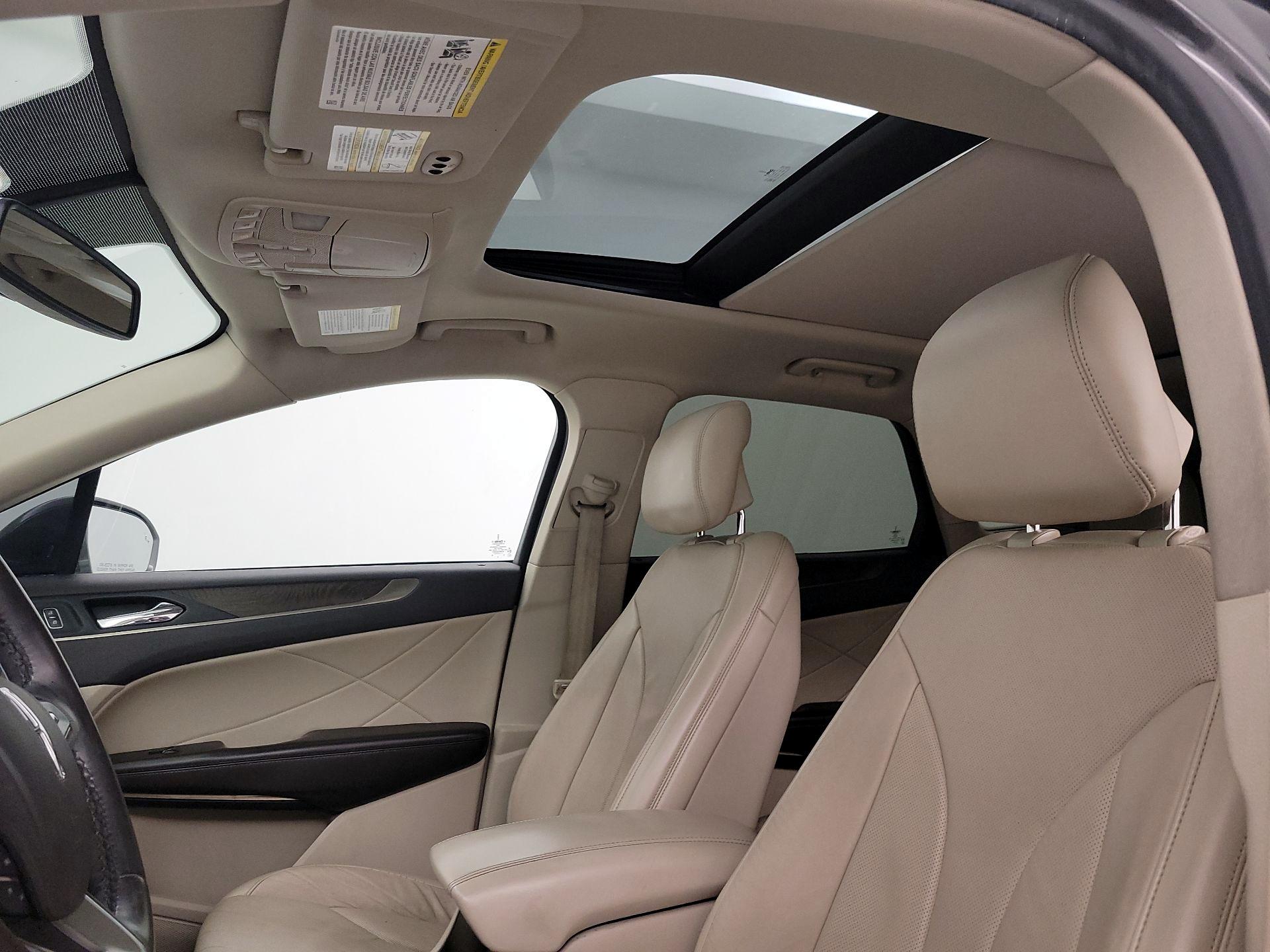 Thumbnail: 2019 Lincoln MKC - 18