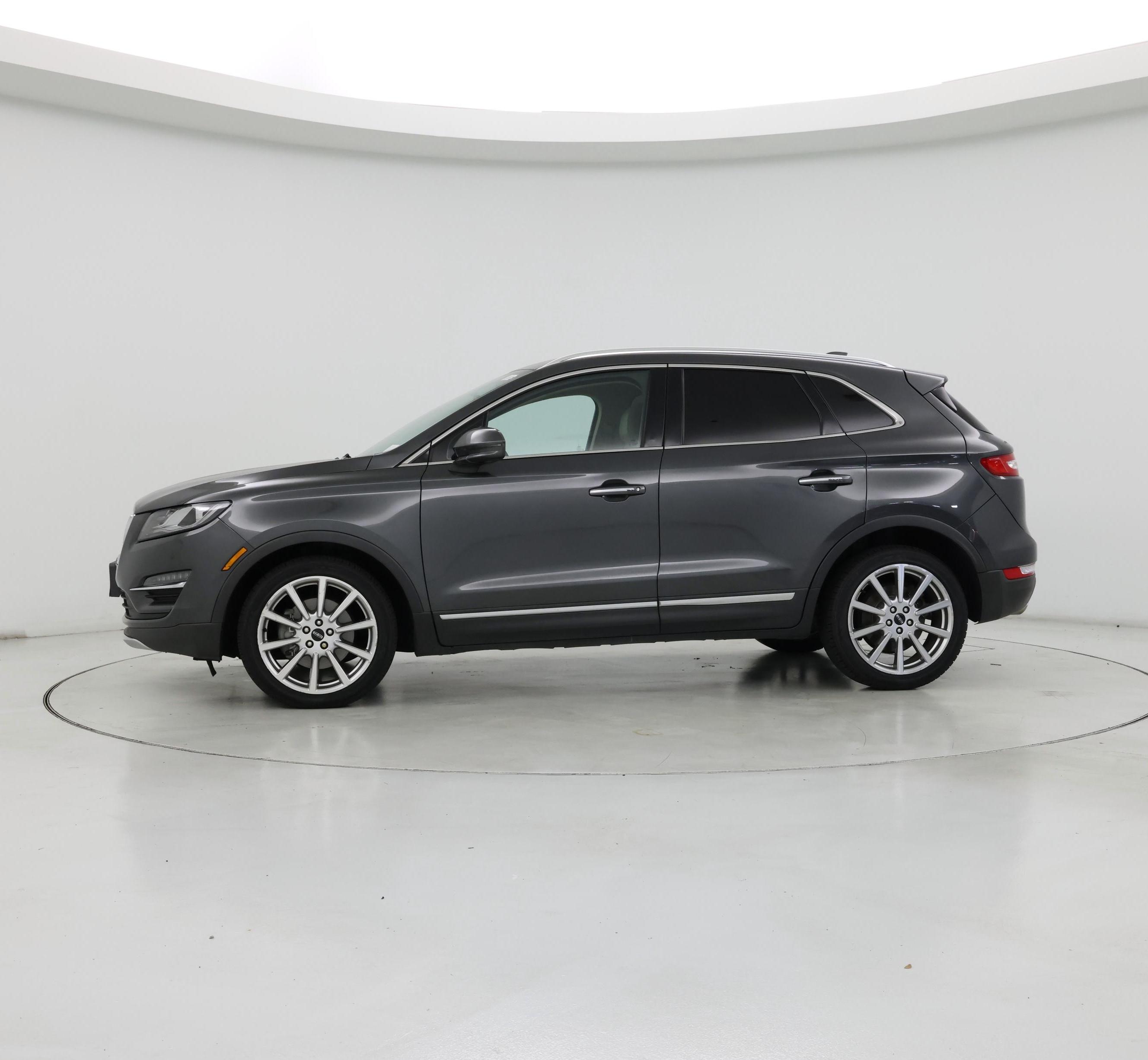 Thumbnail: 2019 Lincoln MKC - 3