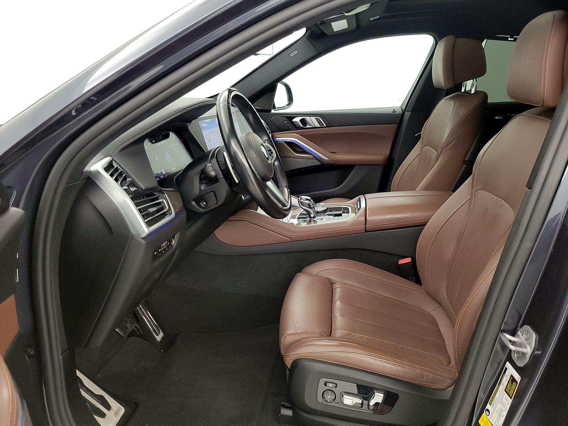 Thumbnail: 2021 BMW X6 - 11