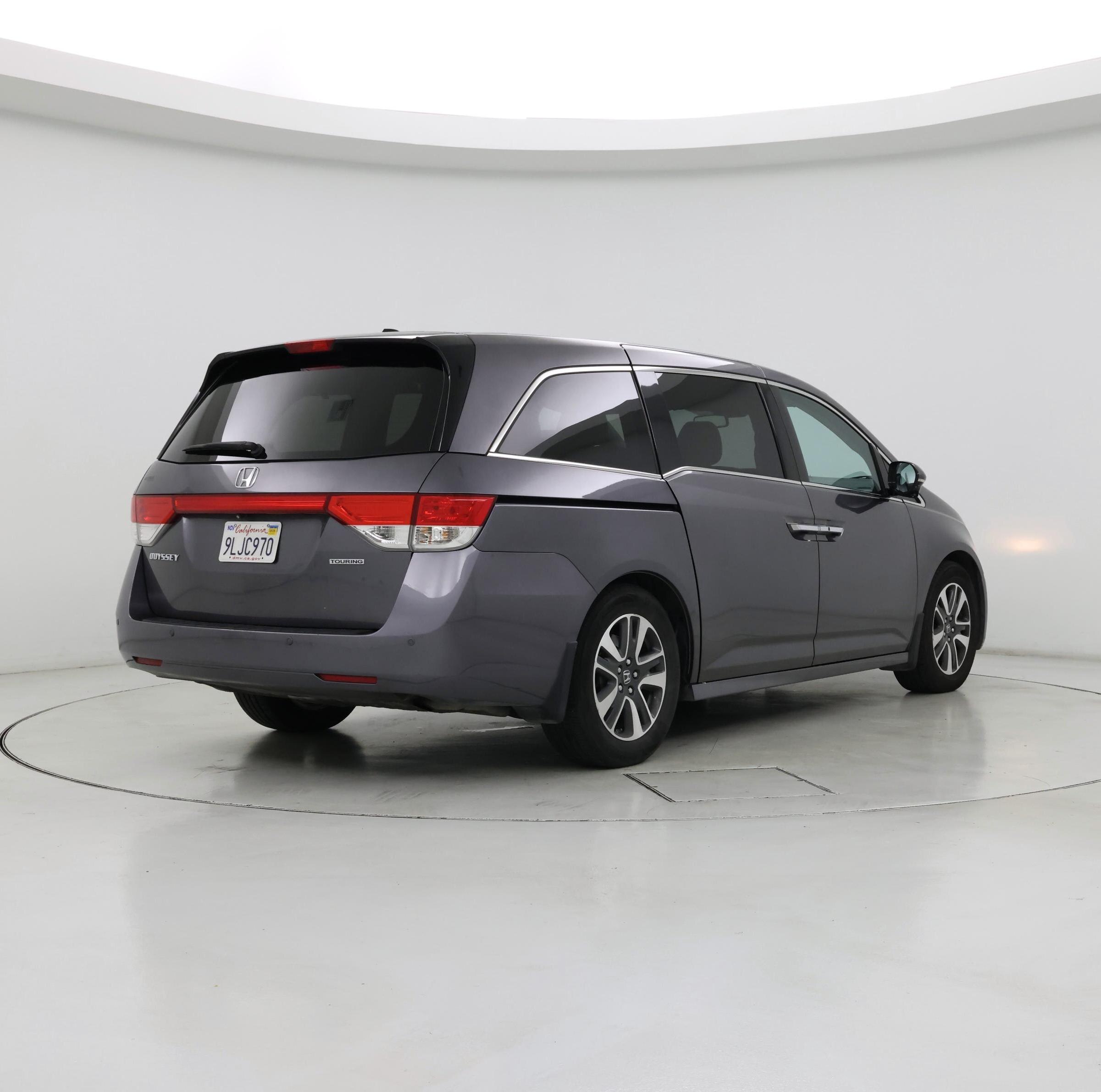 Thumbnail: 2015 Honda Odyssey - 8