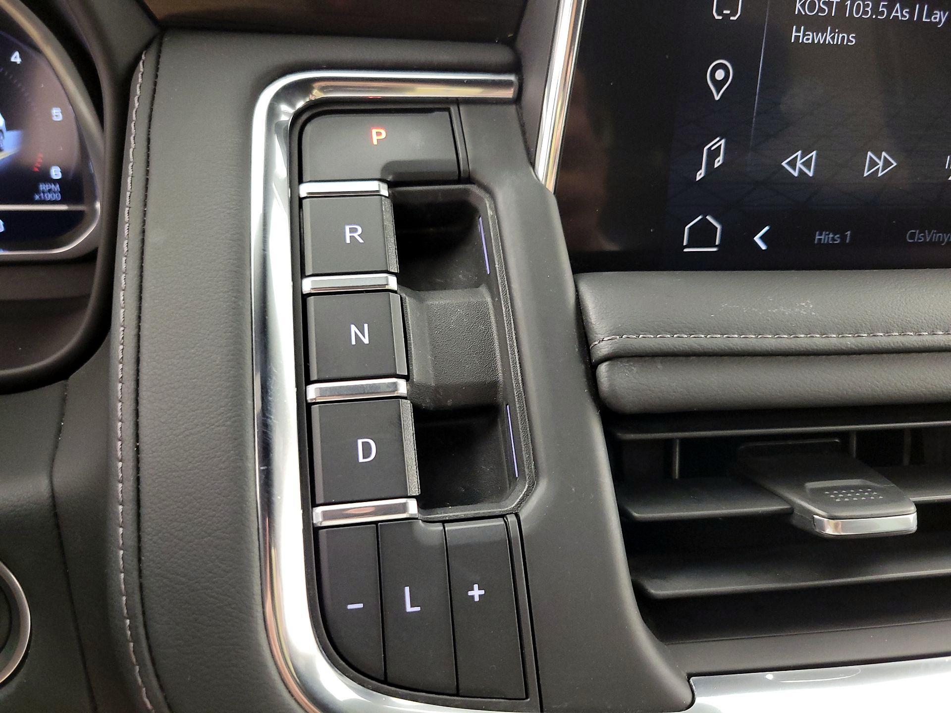Thumbnail: 2023 GMC Yukon - 17