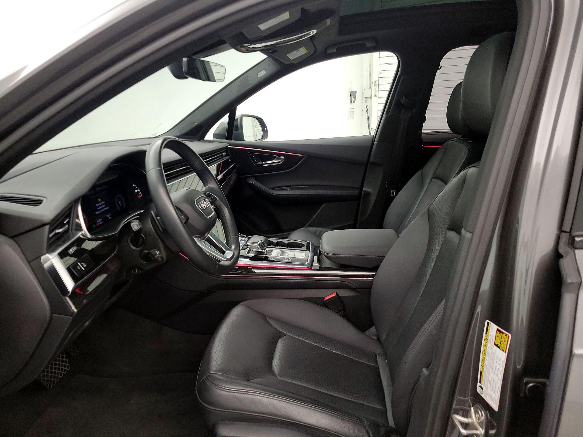 Thumbnail: 2021 Audi Q7 - 11