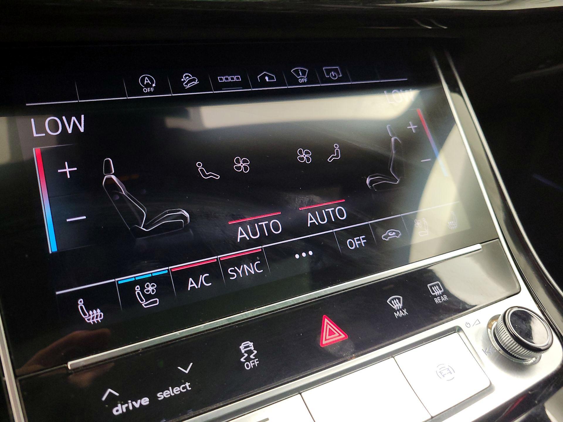 Thumbnail: 2021 Audi Q7 - 16