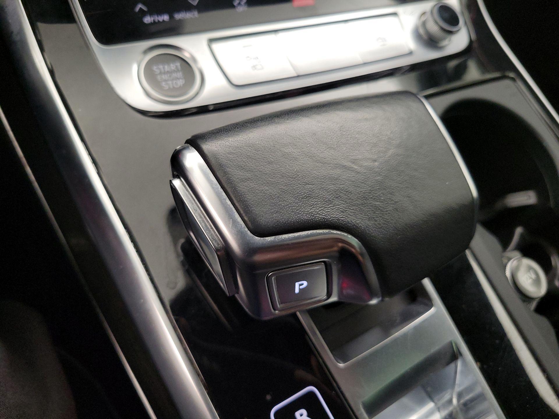 Thumbnail: 2021 Audi Q7 - 17