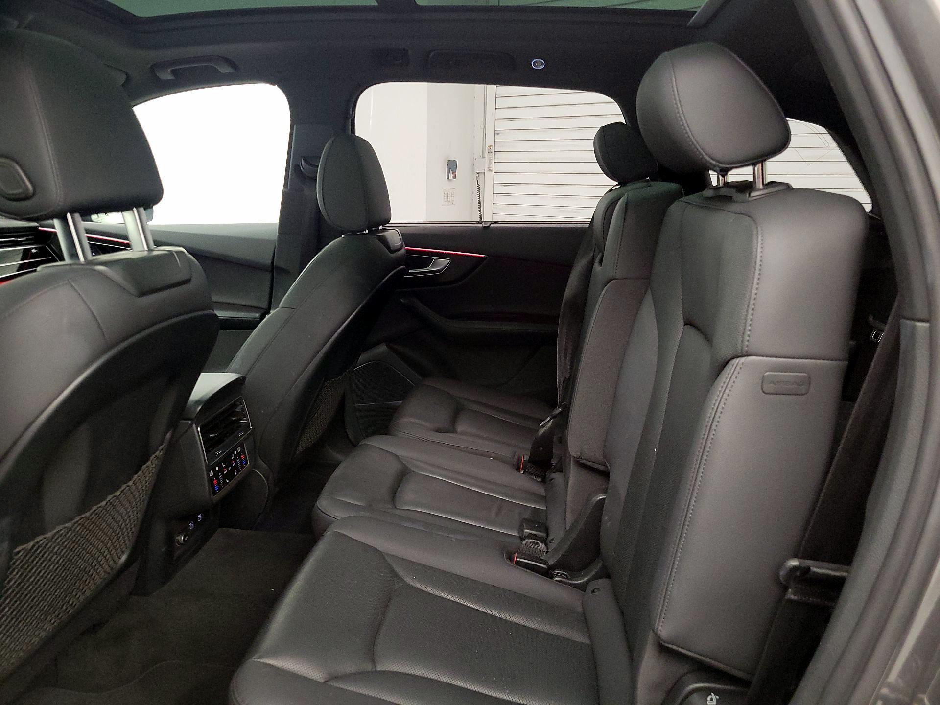 Thumbnail: 2021 Audi Q7 - 20