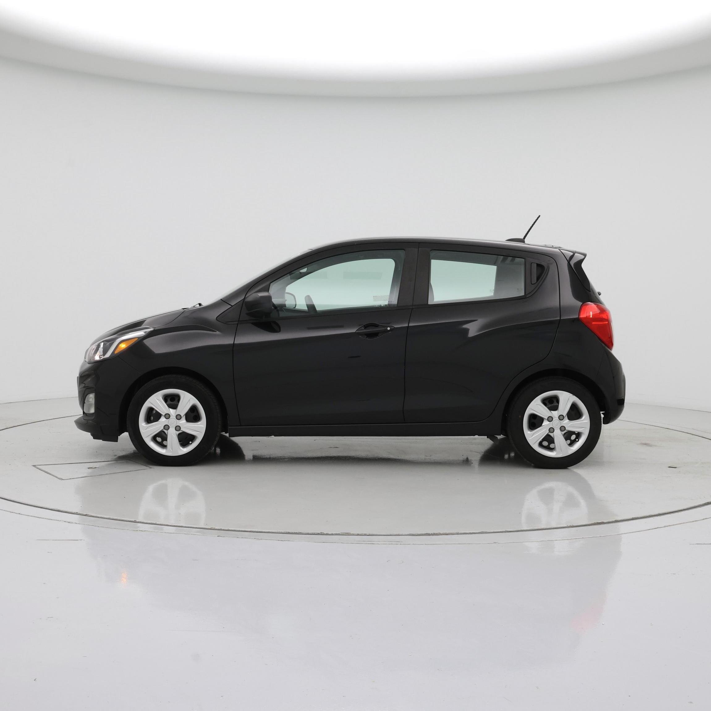 Thumbnail: 2020 Chevrolet Spark - 3