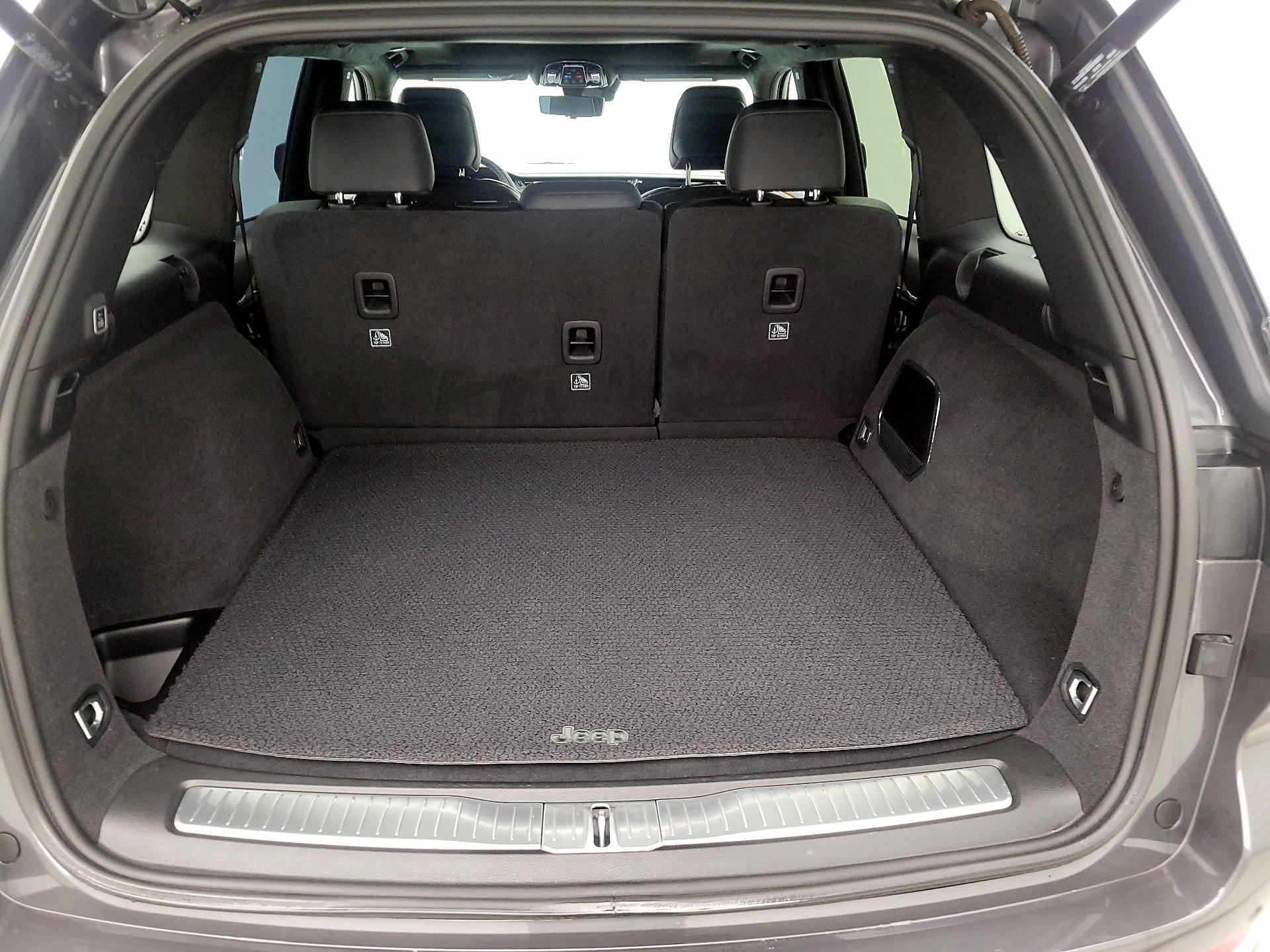 Thumbnail: 2022 Jeep Grand Cherokee - 19