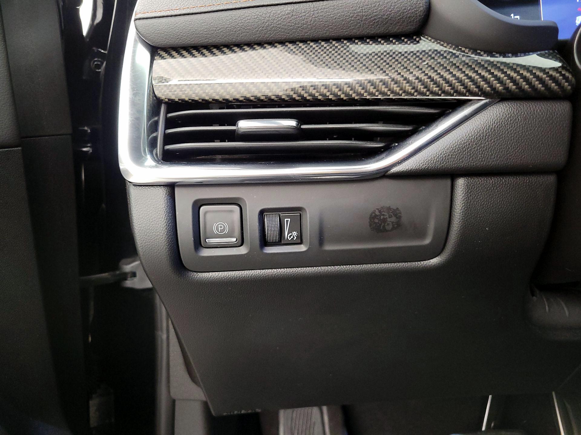 Thumbnail: 2021 Cadillac XT4 - 13