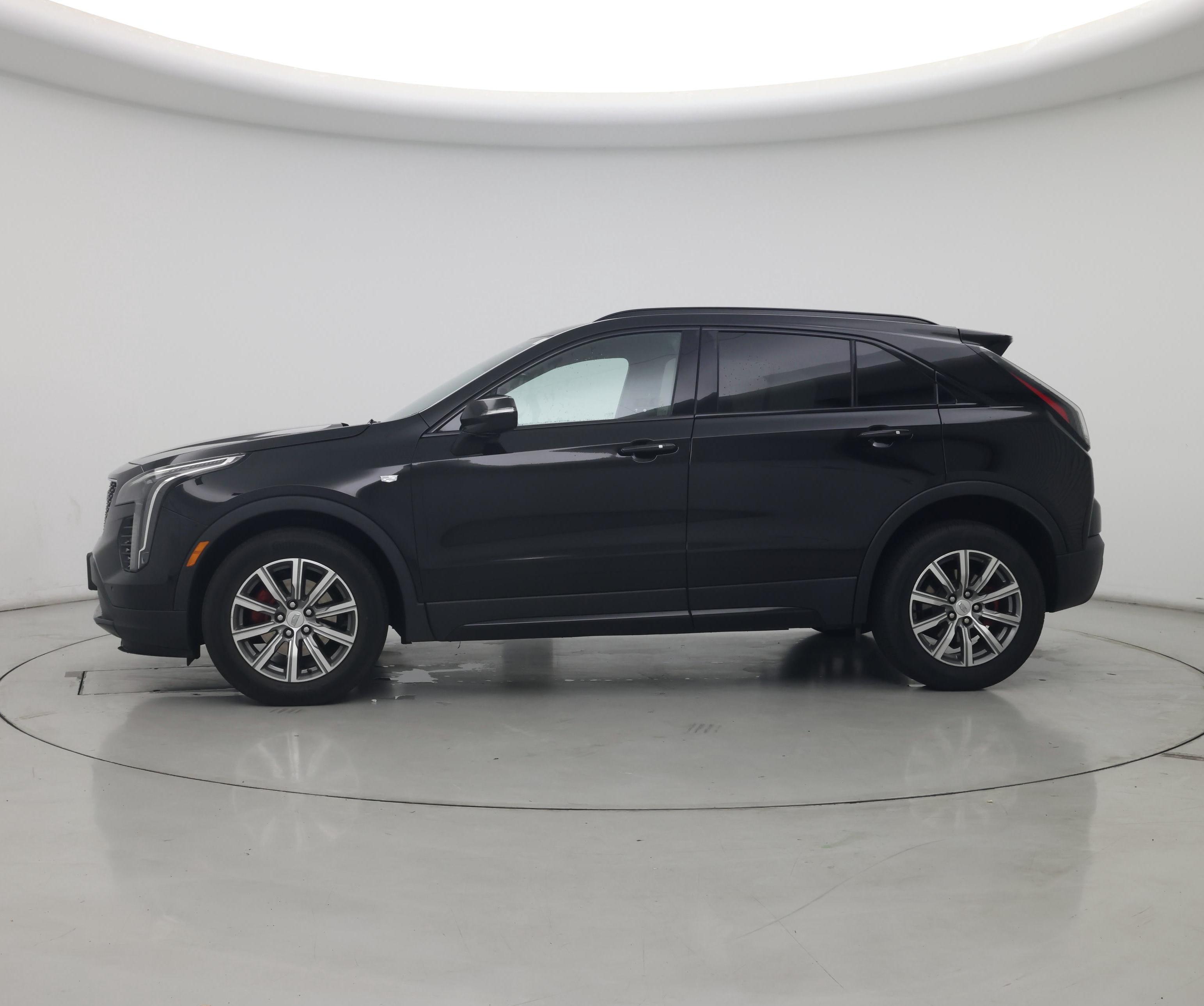 Thumbnail: 2021 Cadillac XT4 - 3