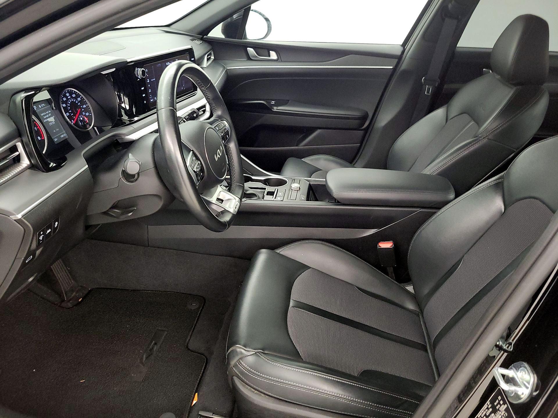 Thumbnail: 2023 Kia K5 - 11