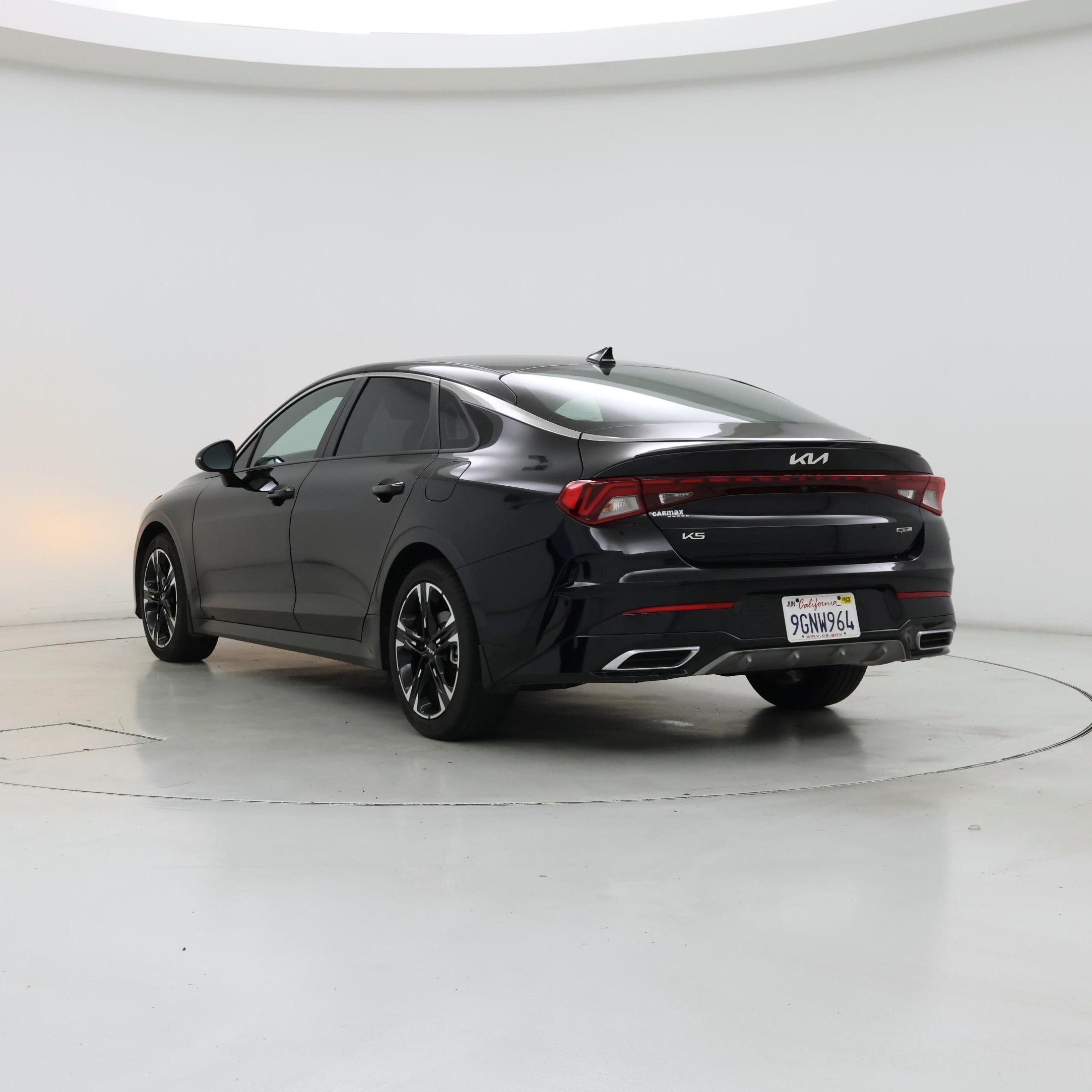 Thumbnail: 2023 Kia K5 - 2