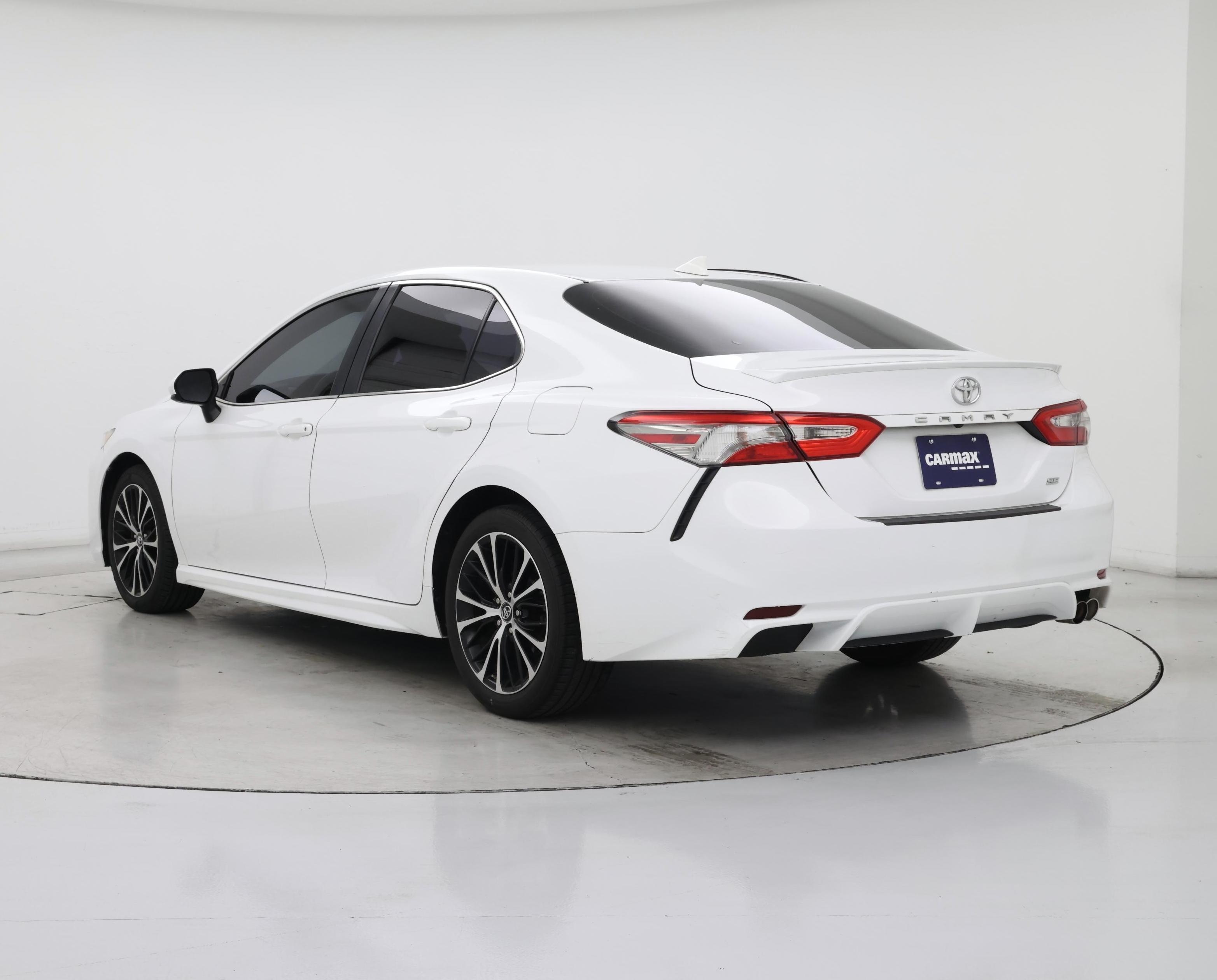 Thumbnail: 2019 Toyota Camry - 2