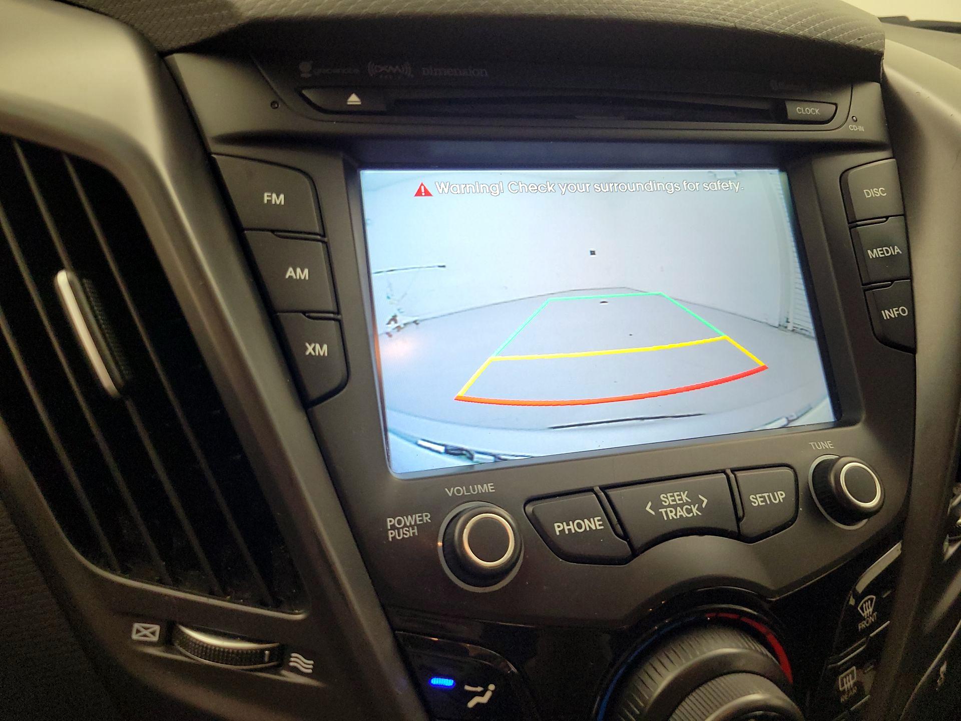 Thumbnail: 2014 Hyundai Veloster - 14