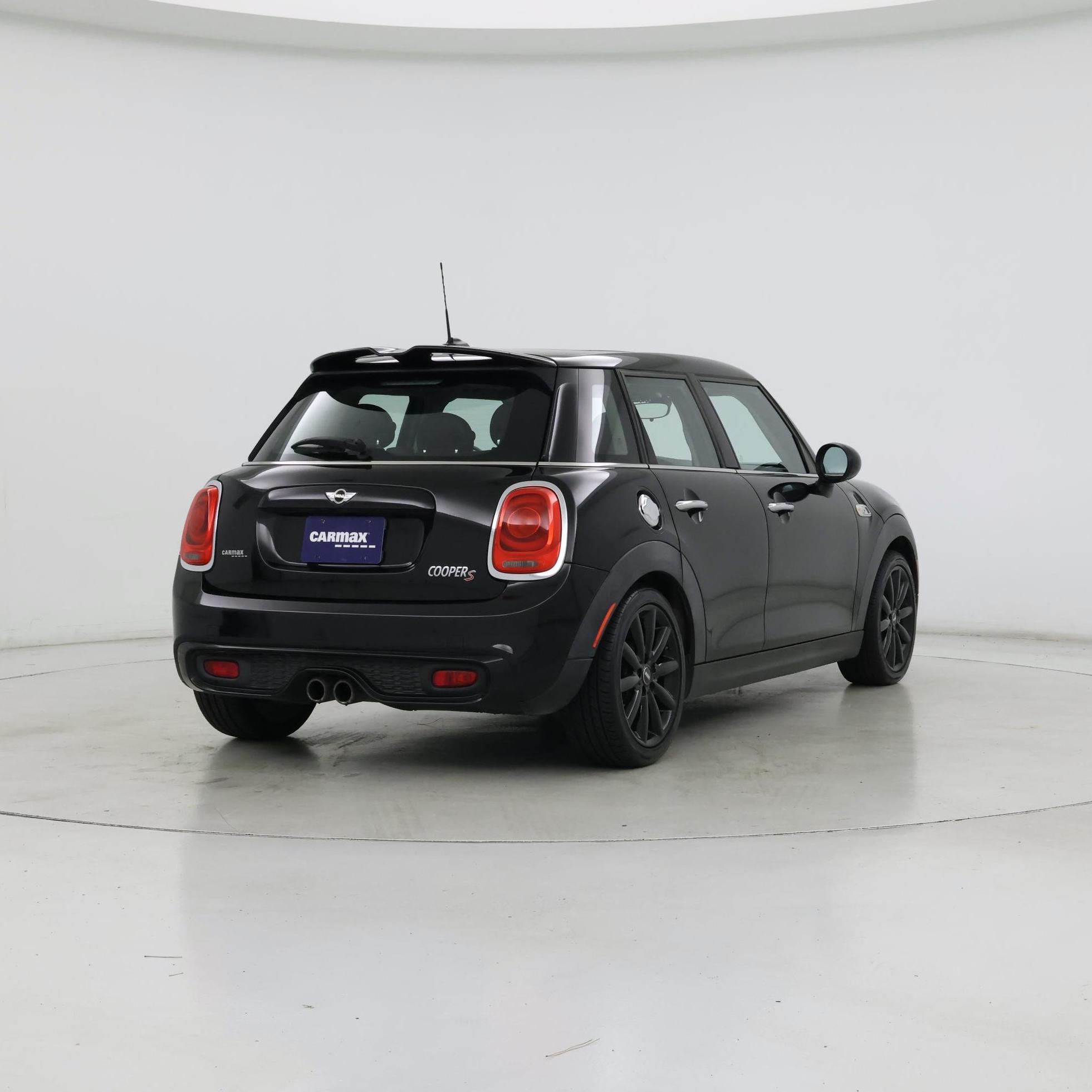 Thumbnail: 2016 MINI Cooper Hardtop - 8