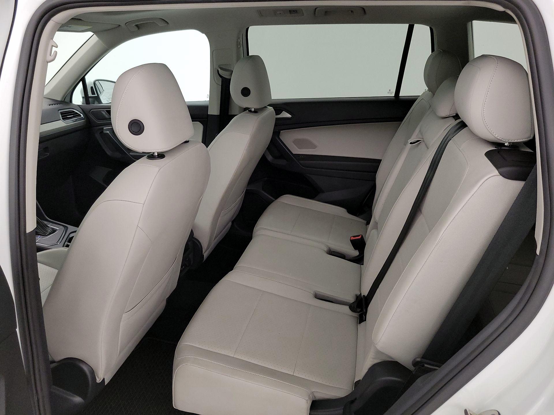 Thumbnail: 2021 Volkswagen Tiguan - 20